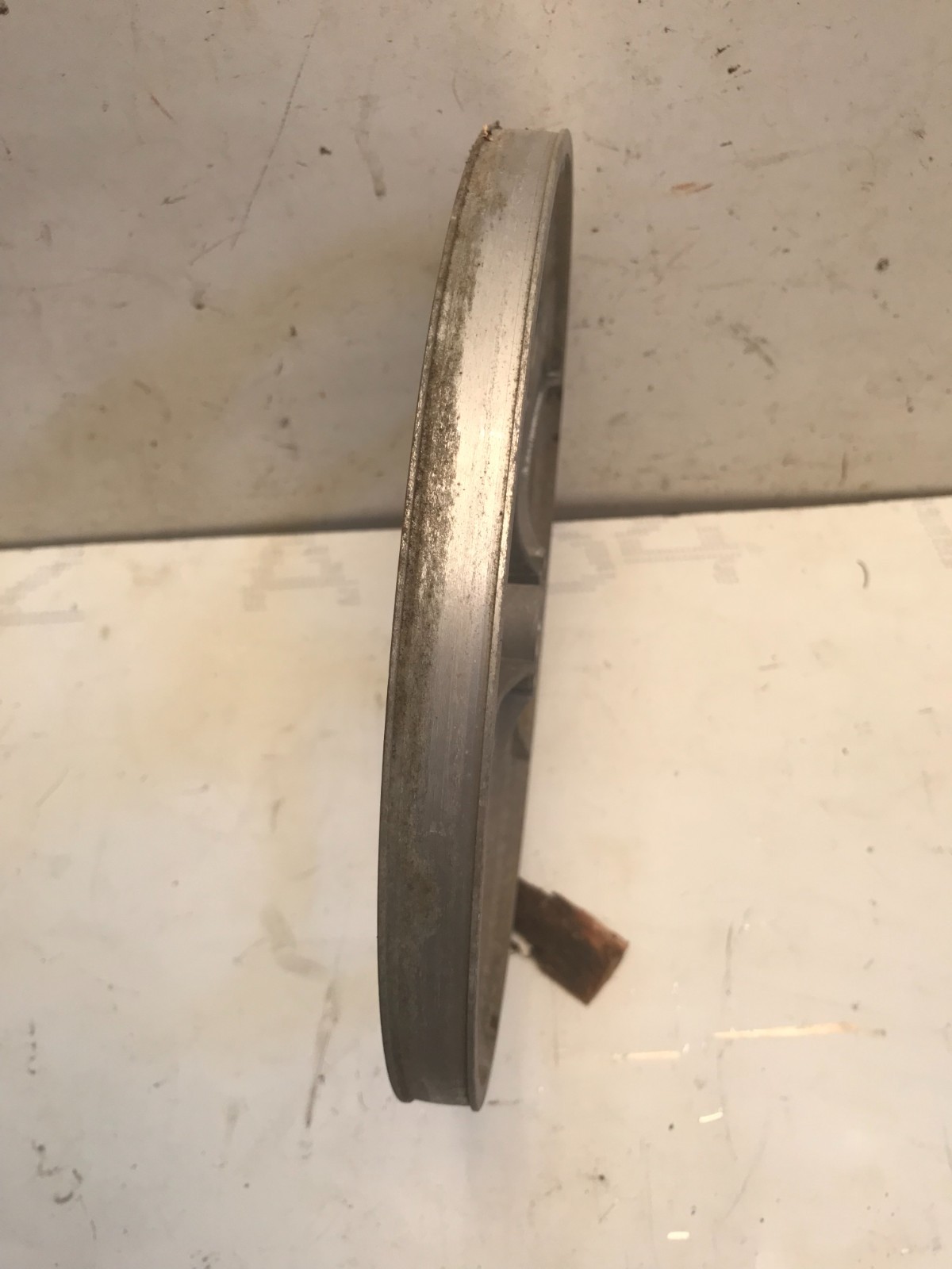 Vintage Metal Aluminum Pulley Spiral Wheel 10 3/8″ dia. Wind Mill Hub Wall Art
