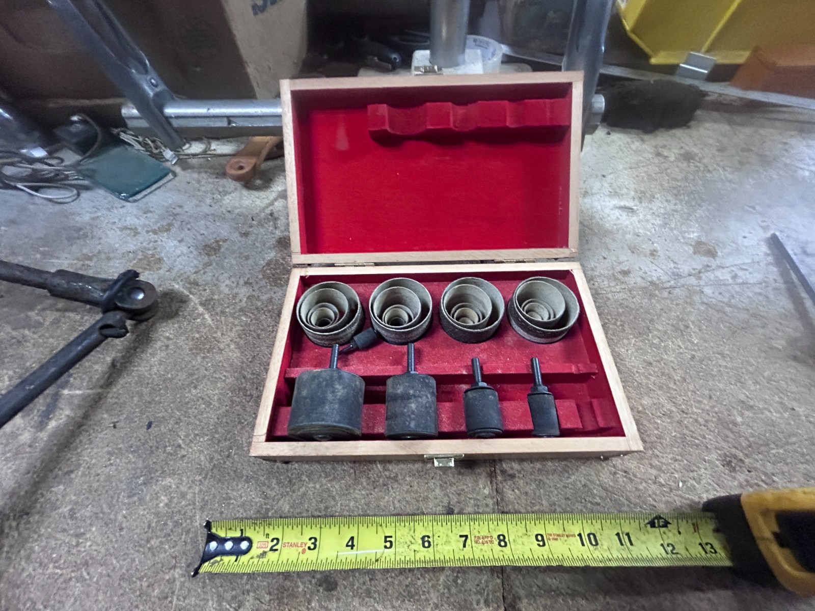 MACHINIST StgCst TOOL LATHE MILL Machinist Grinding Bits in Wood Case