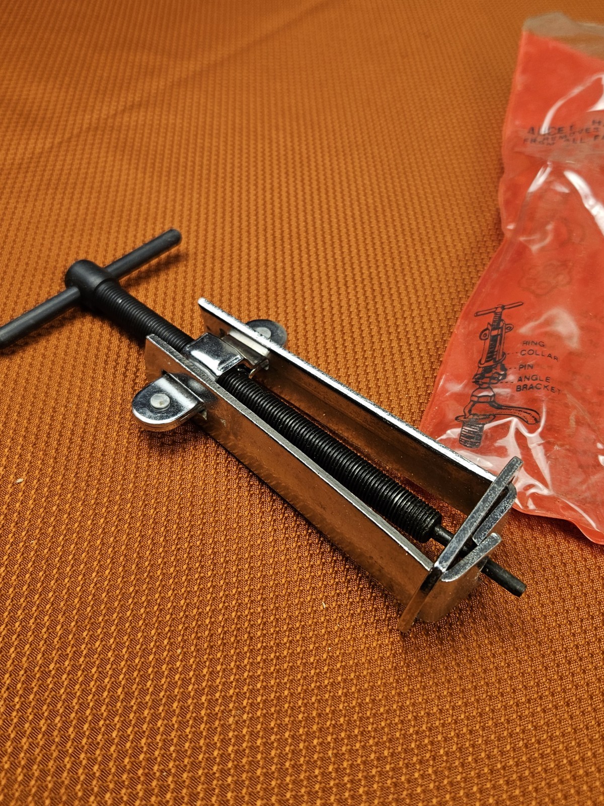 Vtg Aucet Faucet And Valve Handle Remover
