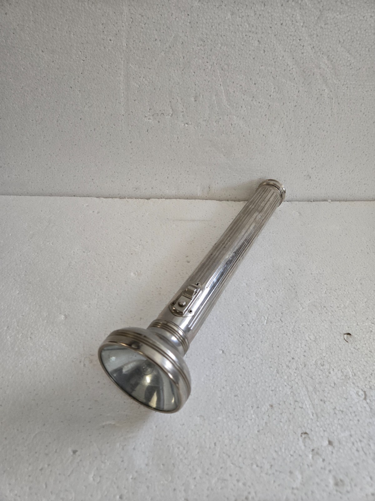 Vintage USALITE No.75 Flash Light – Need bulb