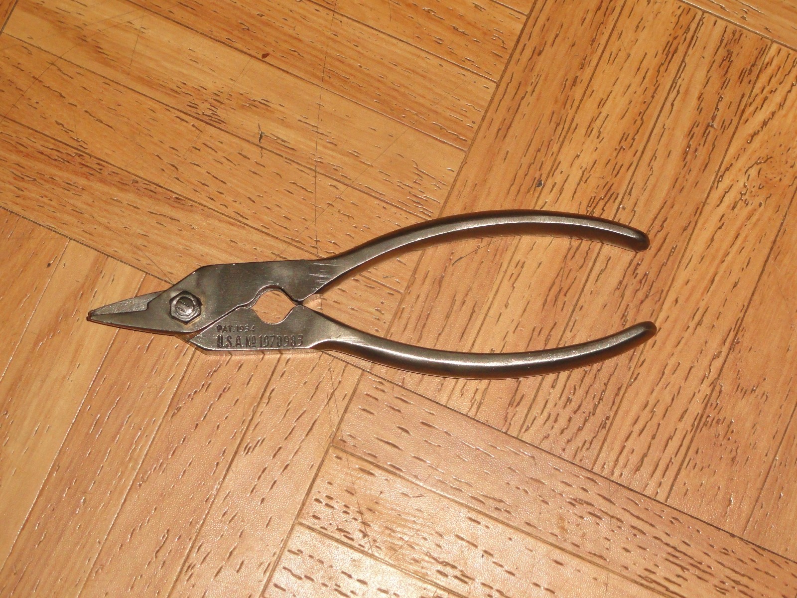 Vintage Utica (S.P.A.C.) BX100 Armor Cutting Pliers