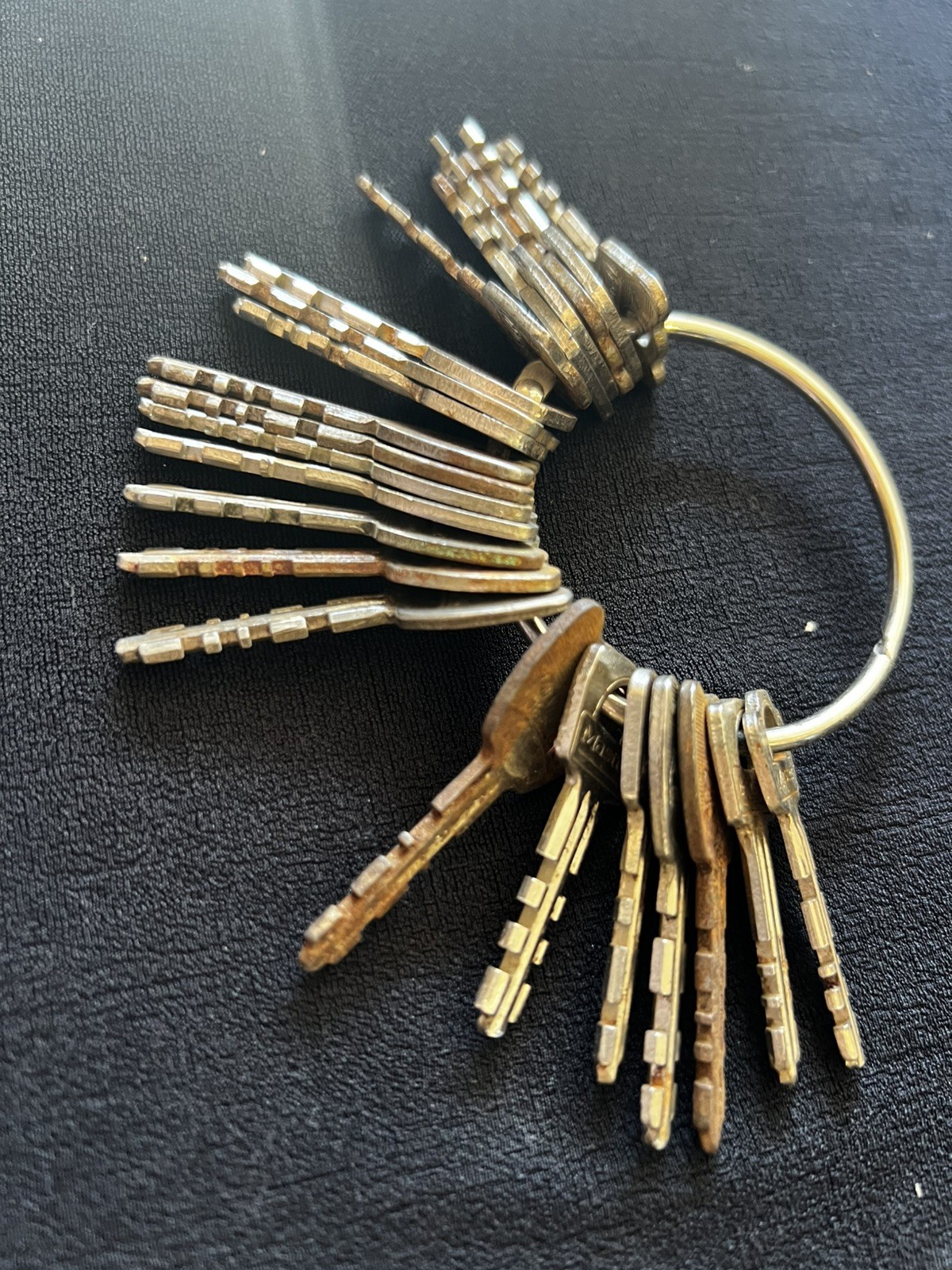 Lot of 23 Vintage Master Lock Keys on key Ring