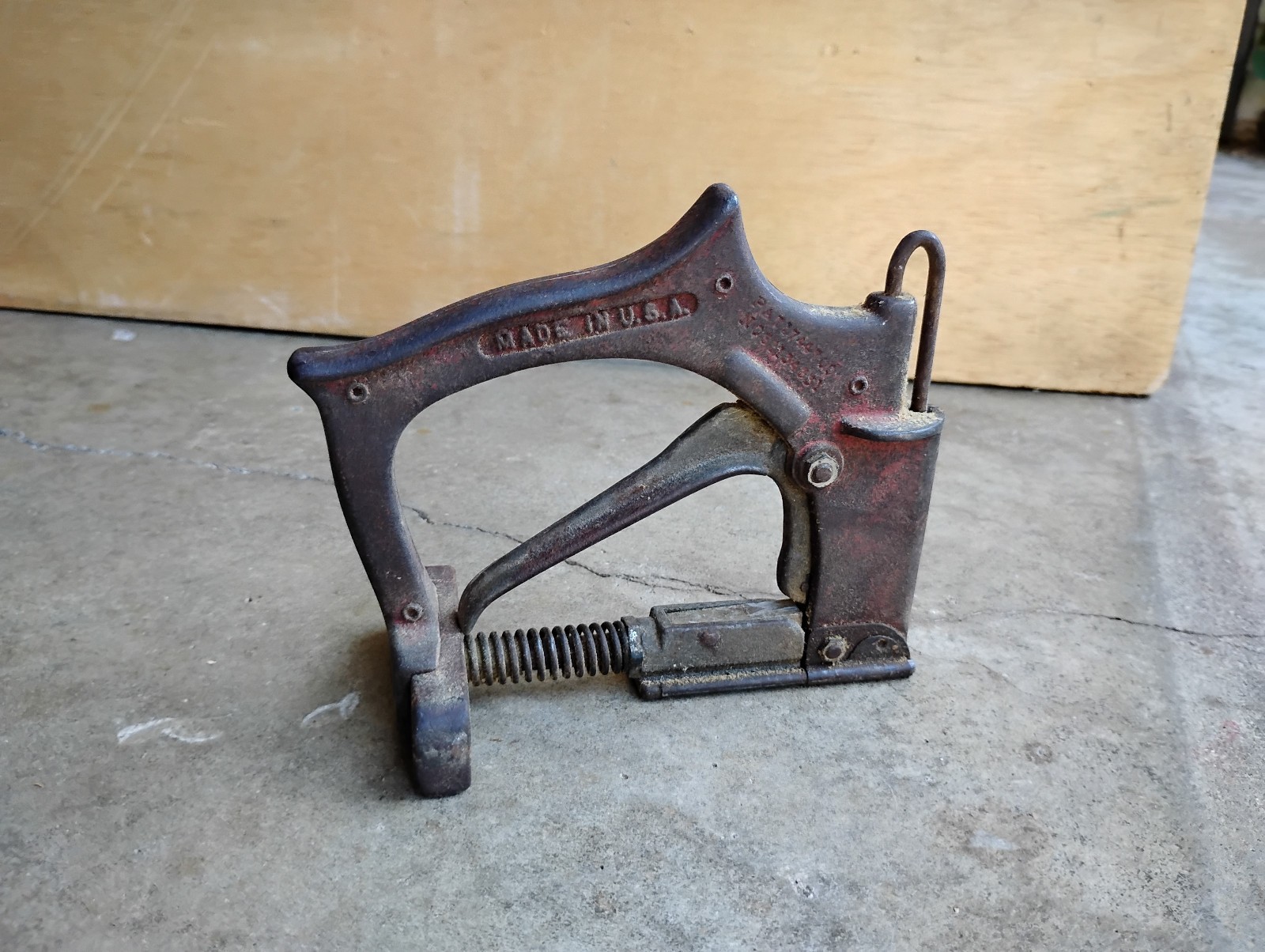 Vintage RED DEVIL No.PD1 Window Glazing Point River Gun Antique Tool Stapler Etc