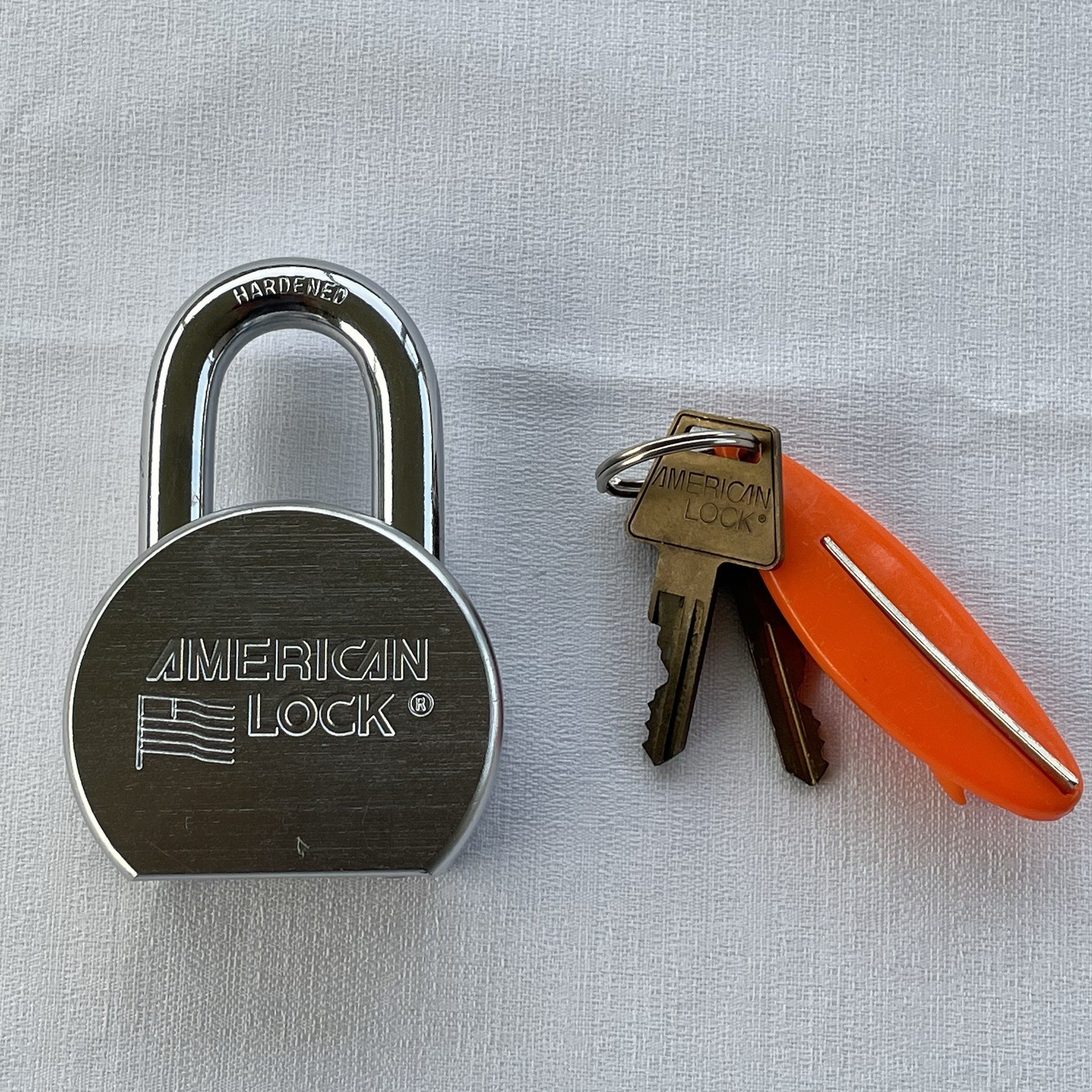 VTG American TEI Series 700 Padlock Hardened Lock with 2 keys Tested MADE IN USA