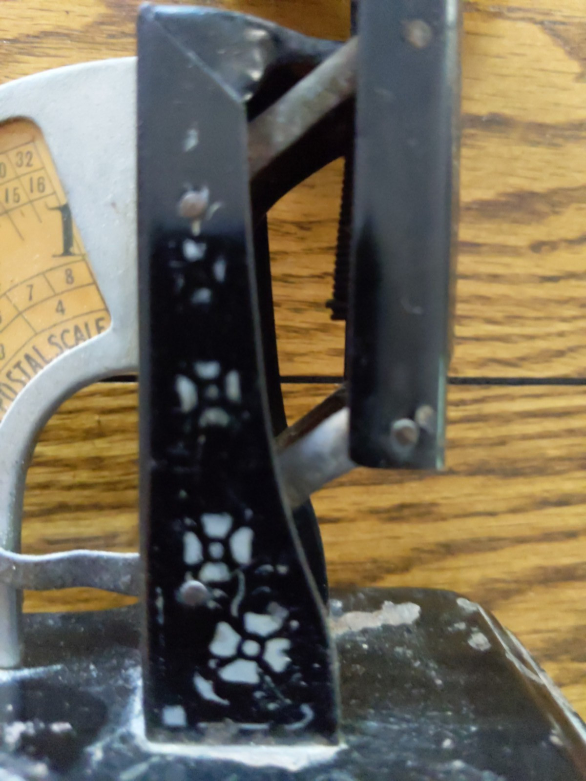 Small antique The Gem Postal Scale Pat. 1904 black with white flowers 8.25″ tall