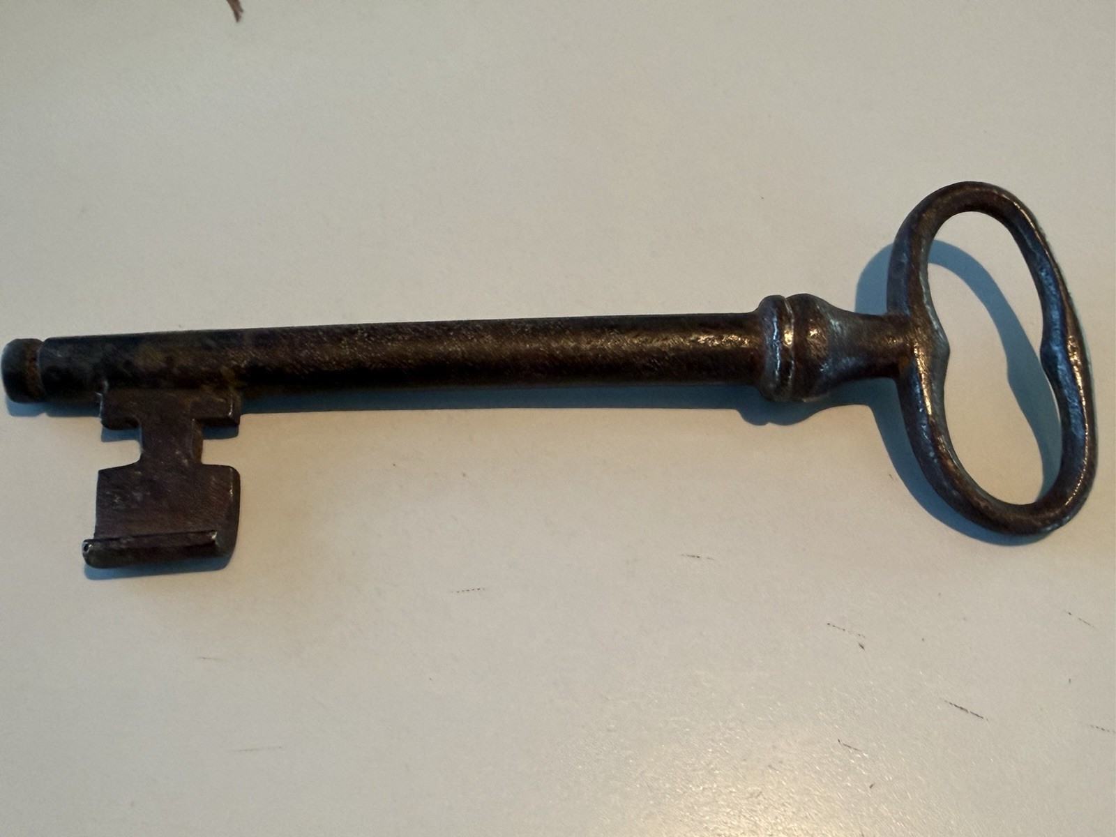 Antique 18th-19th Century Hand Wrought Iron 5 1/2” Jail/Gate Skeleton Key
