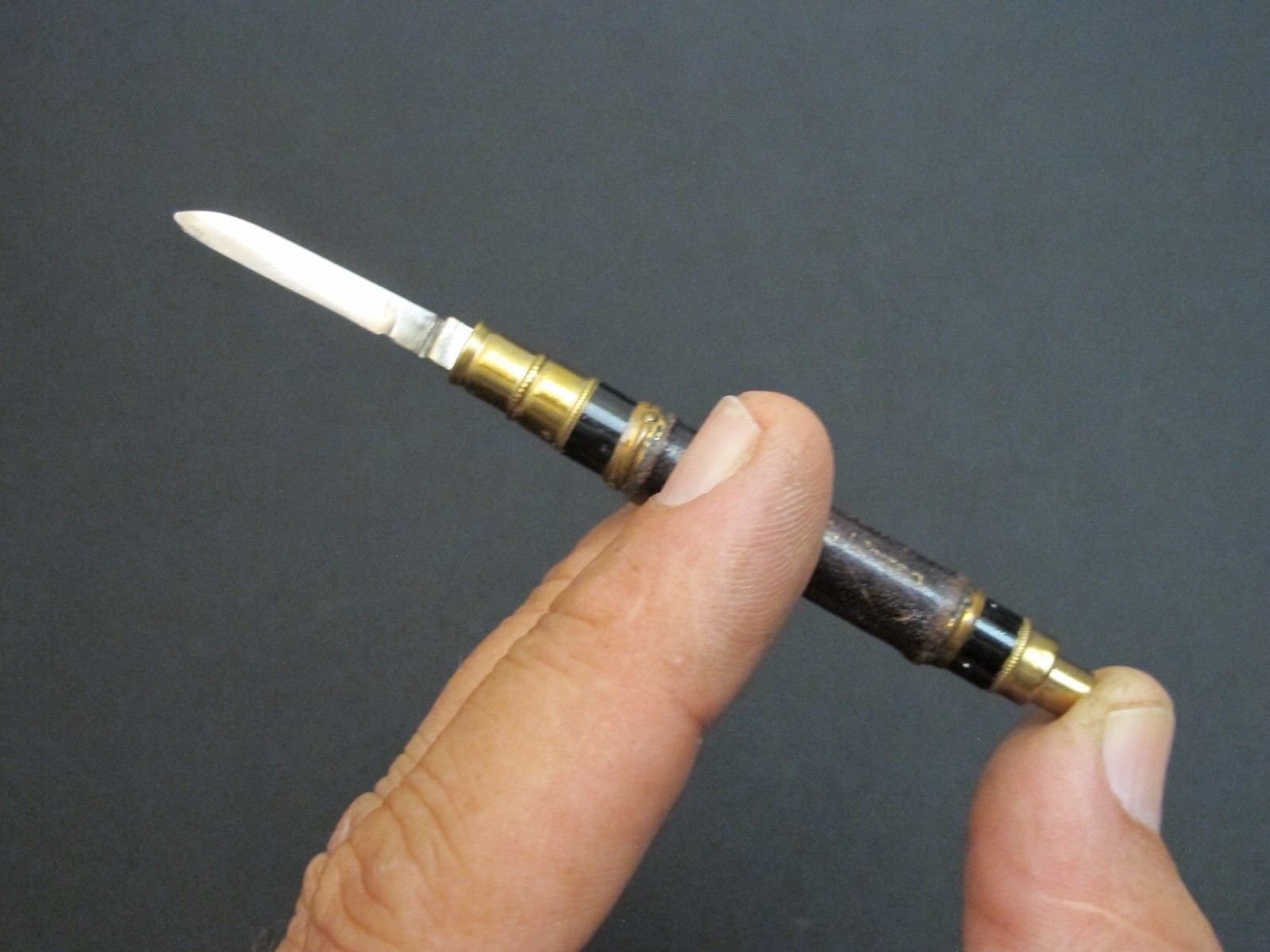 1883 “EAGLE PENCIL CO.” Gravity Pencil sharpener Packet Knife Antique Rare Tool
