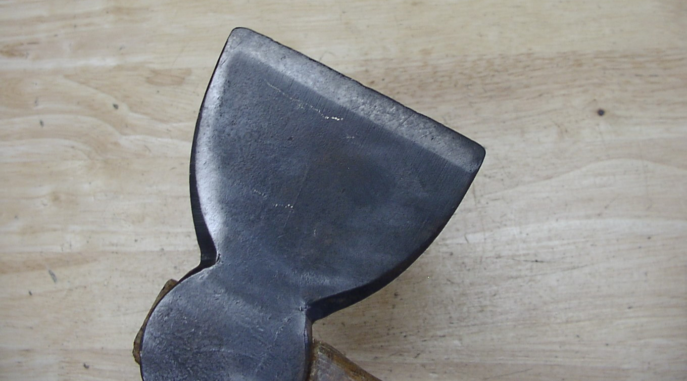 Vintage Unbranded Tommy Axe,1lb.9.3oz,6-1/16″ Head,3-9/16″ Edge,VGC,L@@K & READ!