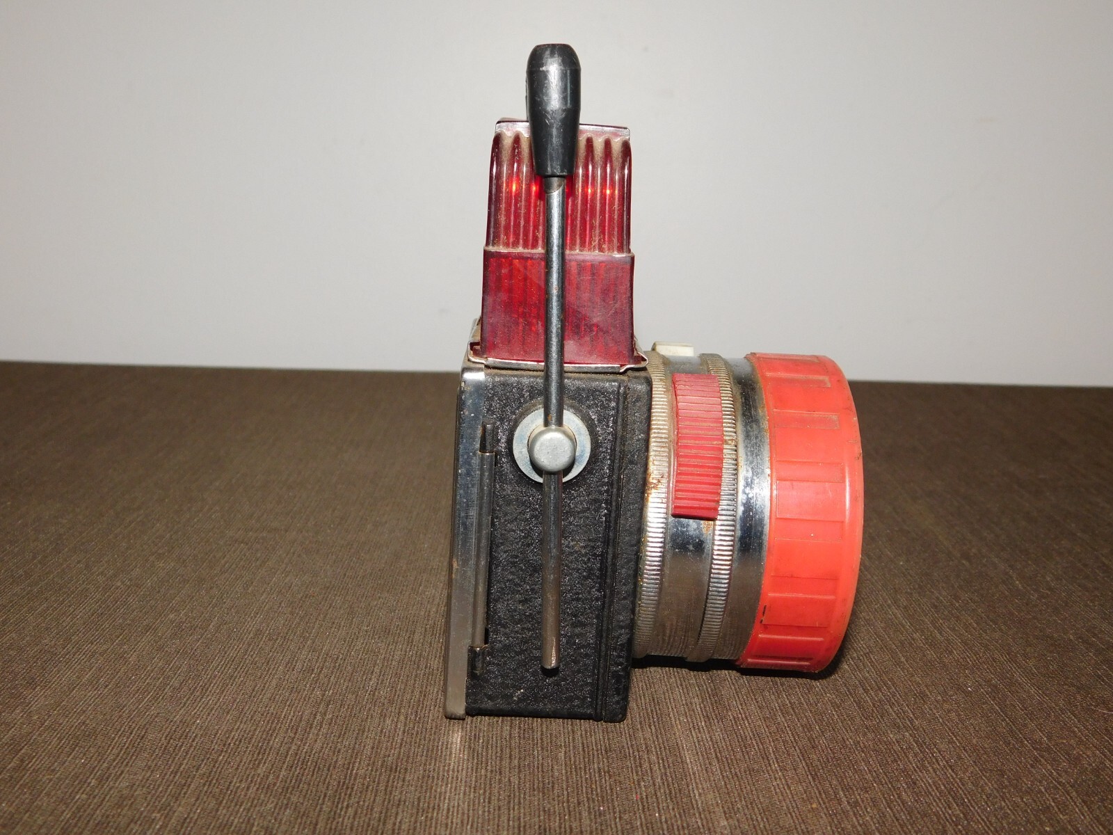 VINTAGE FLASHLIGHT MADE IN HONG KONG 5 1/2″ HIGH LANTERN