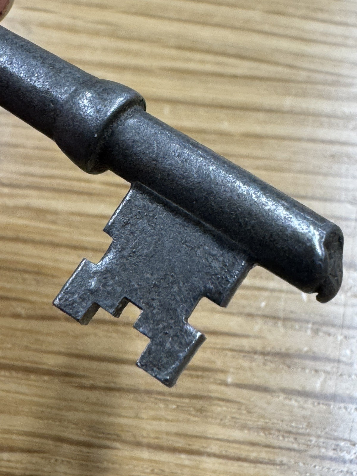 🌿 🗝️ Vintage Lockwood Solid Steel Skeleton Key UNIQUE Antique #P28