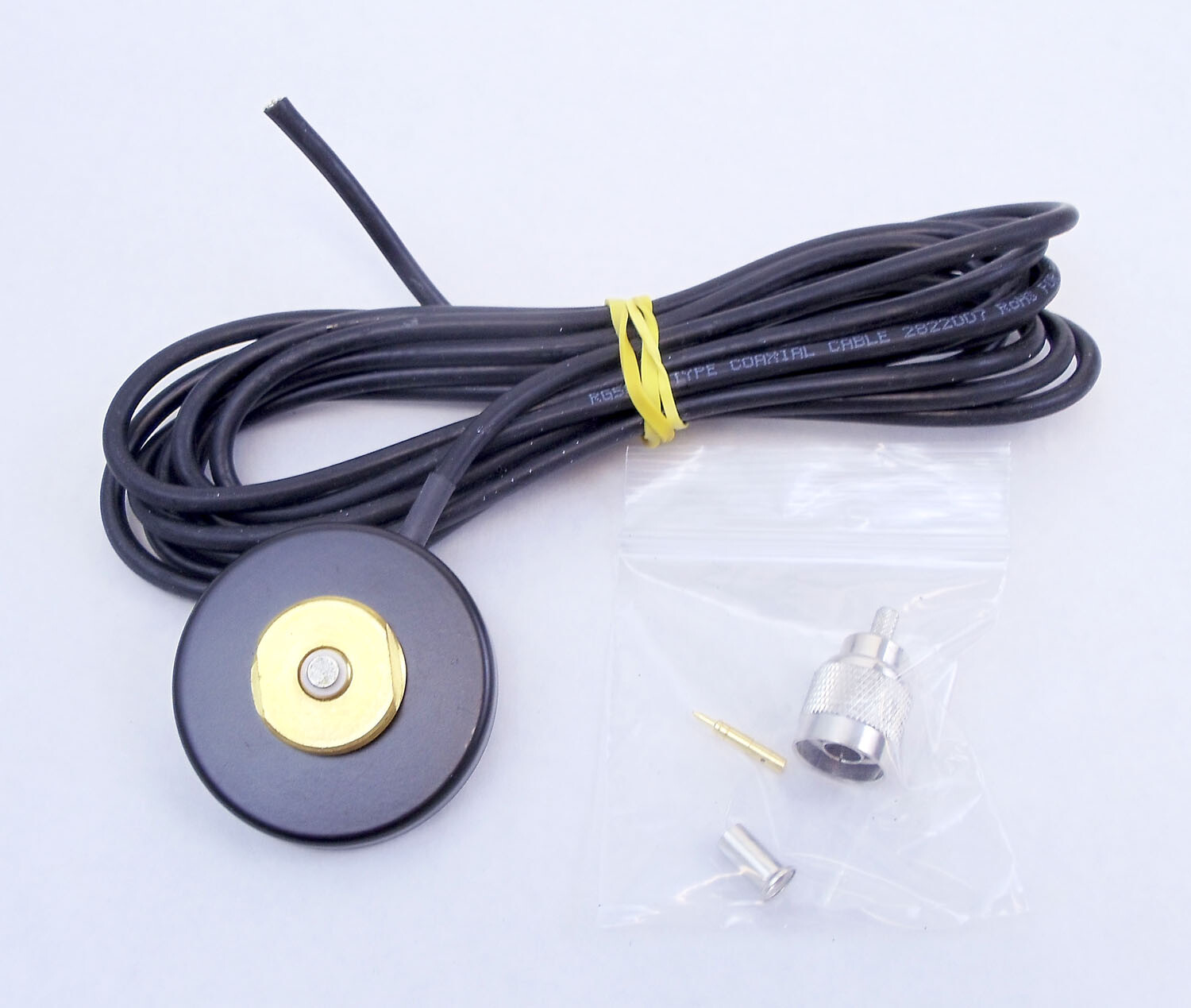 Pctel/Maxrad Bgmncp Maxrad – 2-5/16″ Mini Black 3/4″ Nmo Magnet Mount With 12′ R