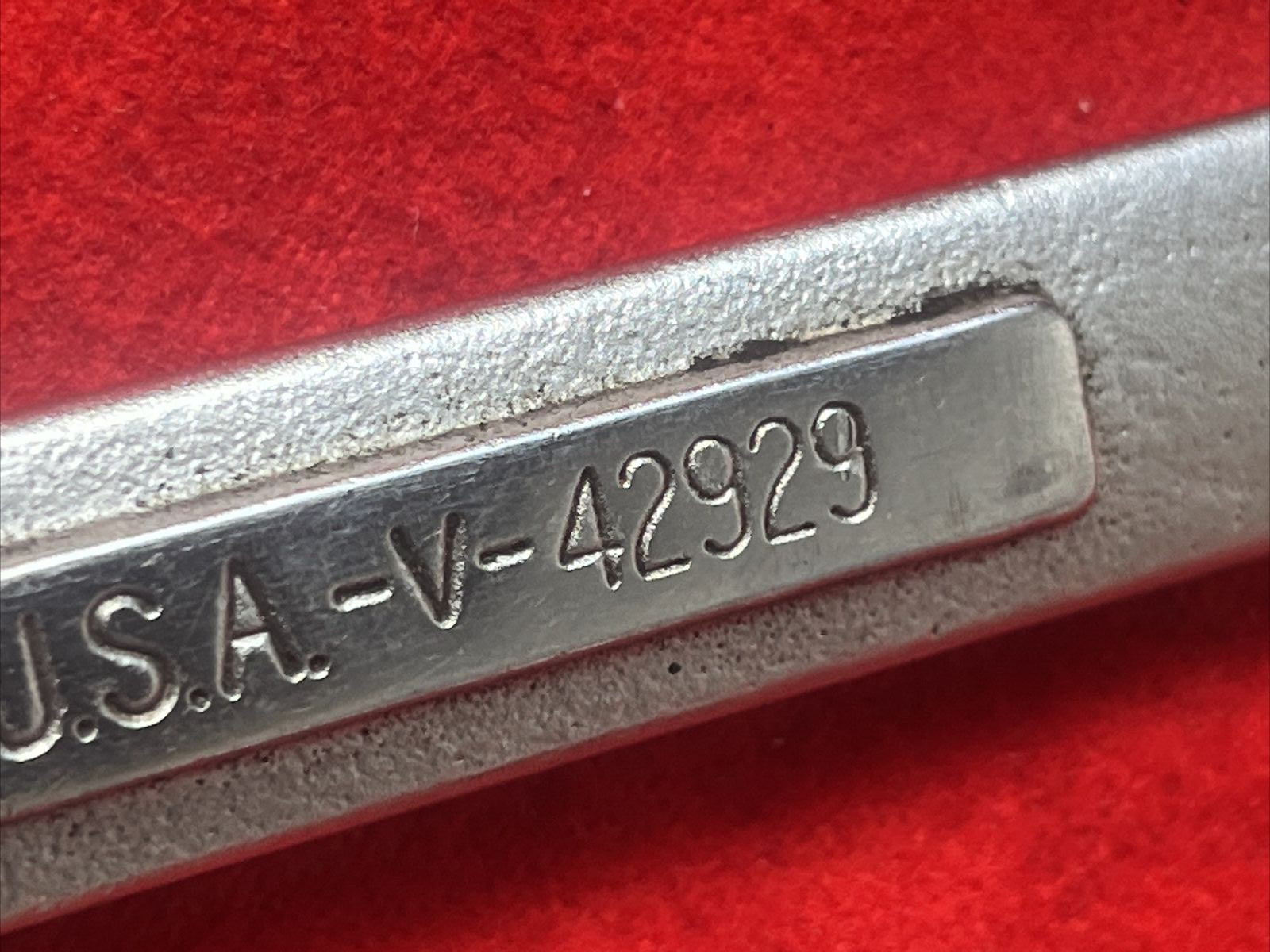 CRAFTSMAN -V- 42929 COMBINATION WRENCH, 12 point, 17mm FORGED USA (t53)