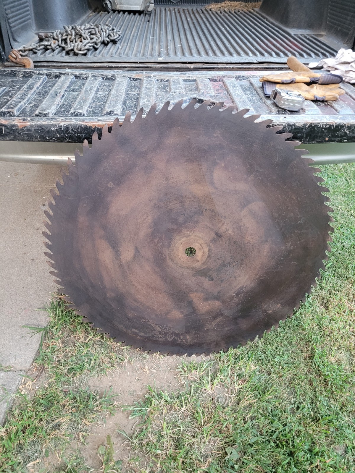 Vintage 34″-1/2 inch Buzz Cut Sawmill Circular Saw Blade Good Condition