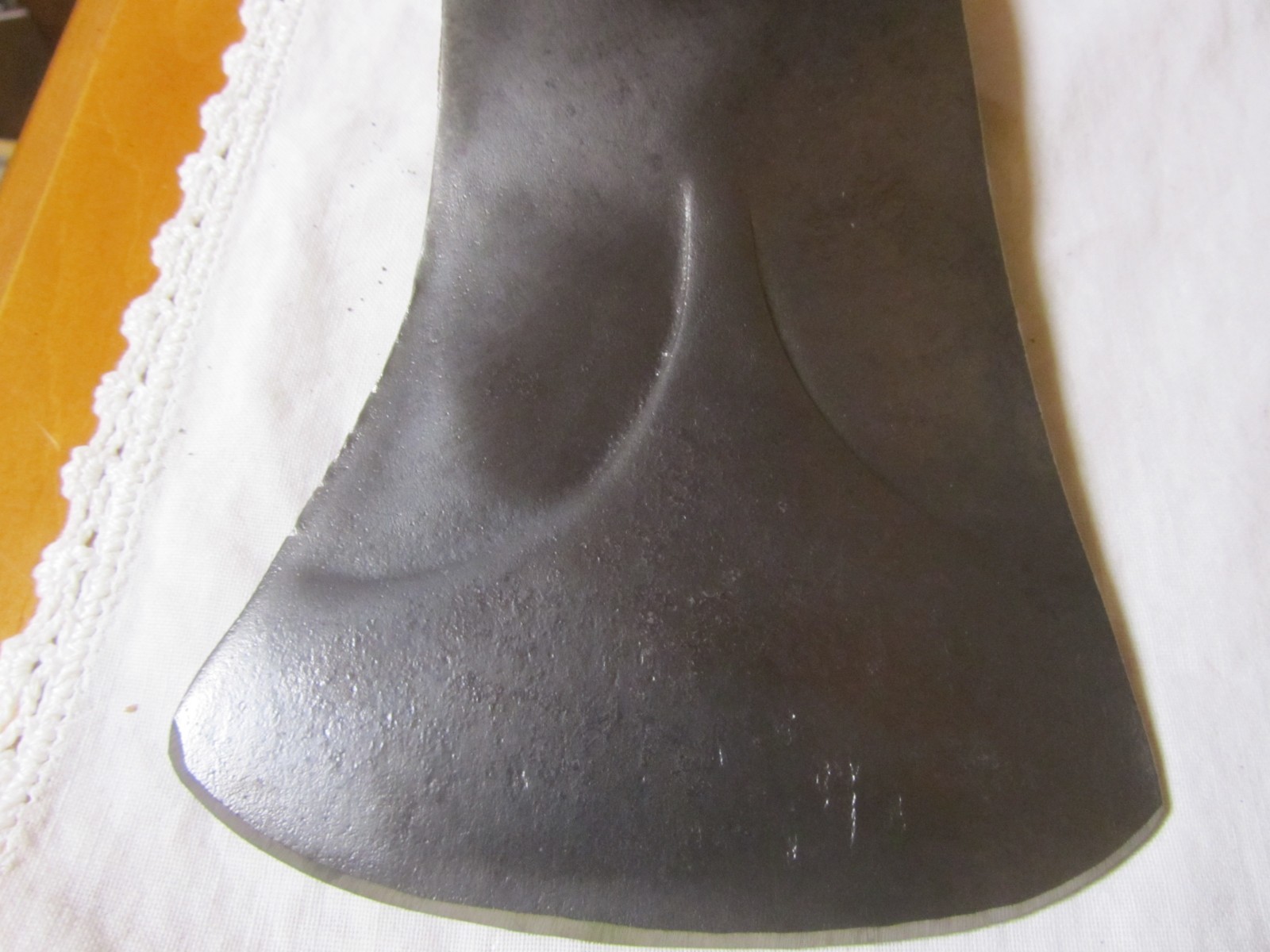 Wards Master Quality axe head 1930s very nice piece