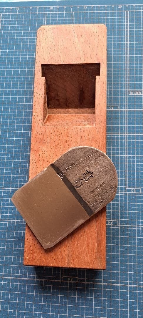 Yamaguchi Fusaichi Mugen Kanna Japanese Smoothing Hand Plane 72mm Suminagashi