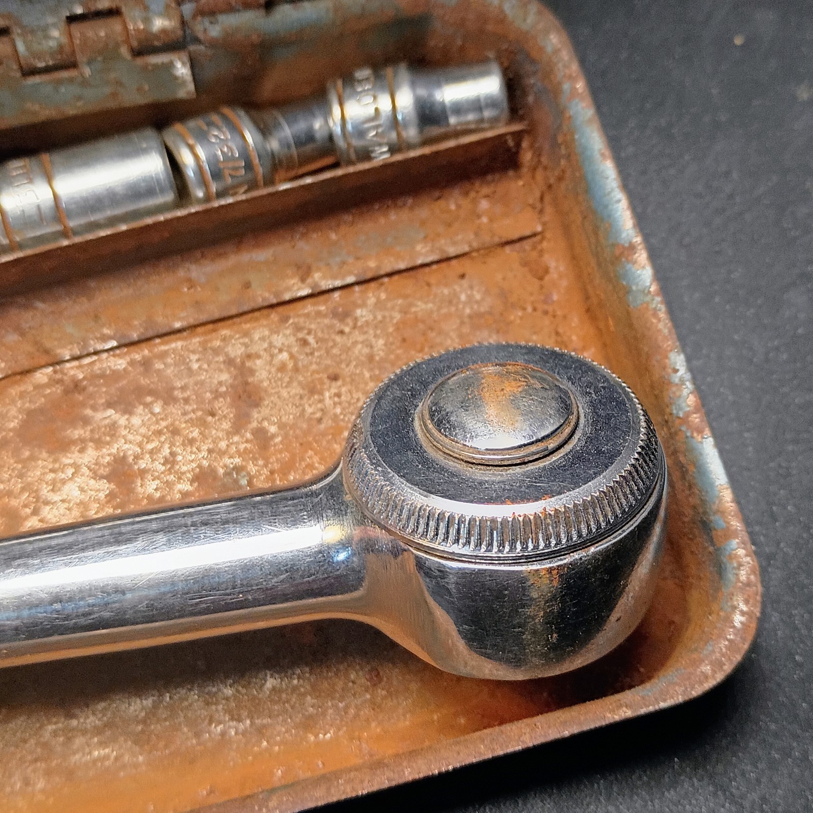 Vintage 1960s Walden 3/8″ & 1/4″ Drive Ratcheting Socket Wrench Set In Box