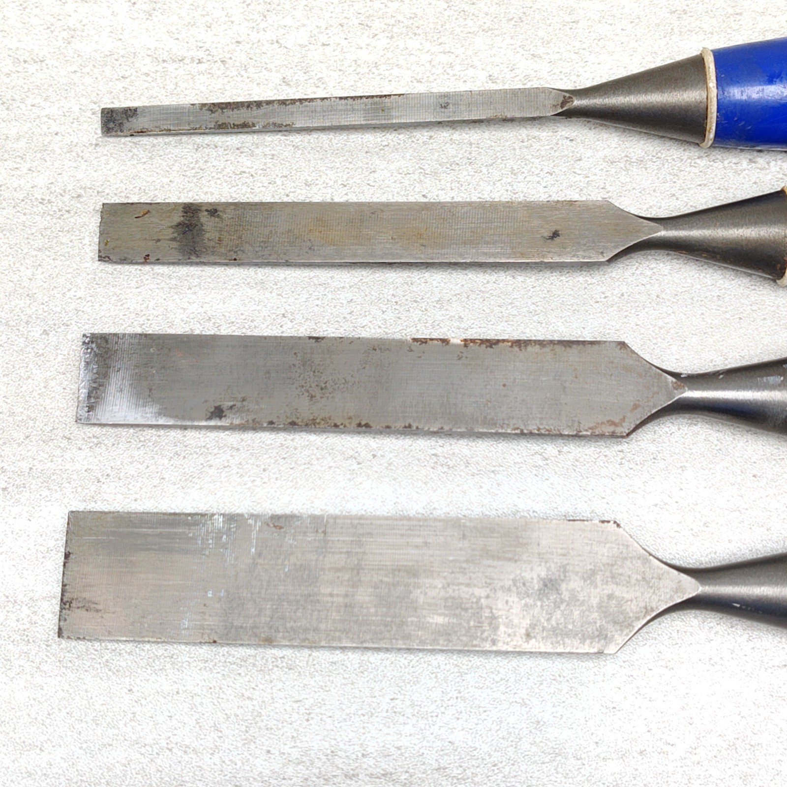 Marples 4 Piece Bevel Edge Chisel Set 1″, 3/4″, 1/2″, 1/4″, Made in England