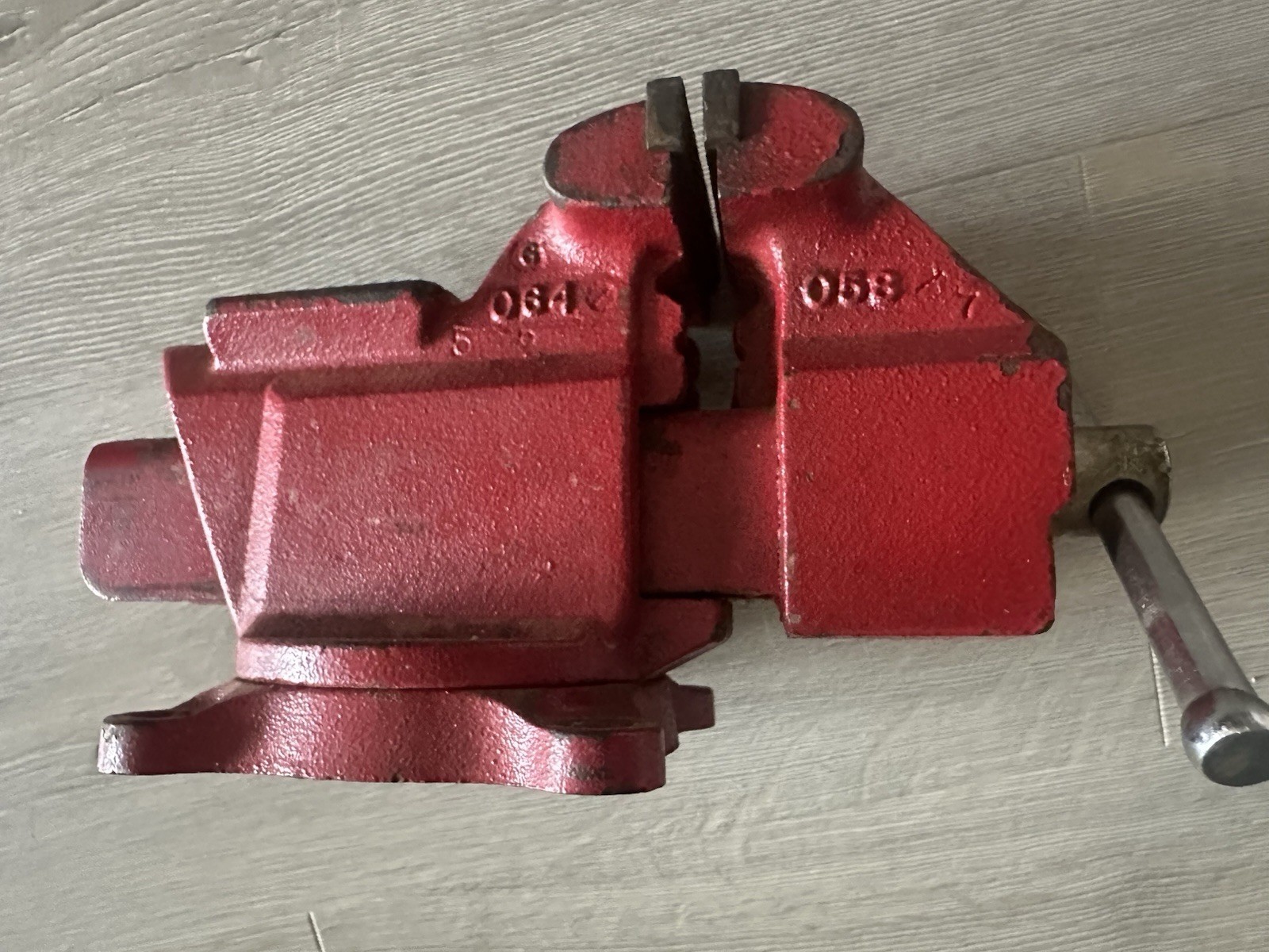 Vintage Columbian Swivel Anvil 3 1/2” Jaw – Bench Vise D4 3 1/2 M5