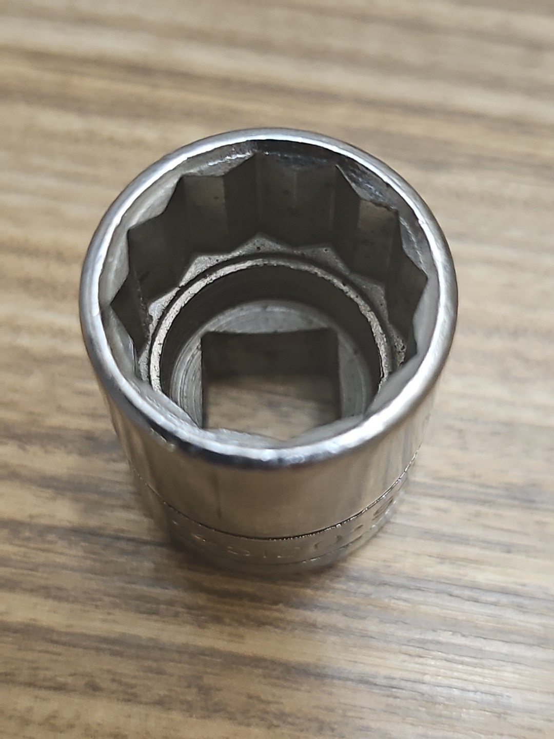 Vintage S-K 5/8 ” Socket 3/8″ Drive 12 Point 45120 Made in the USA