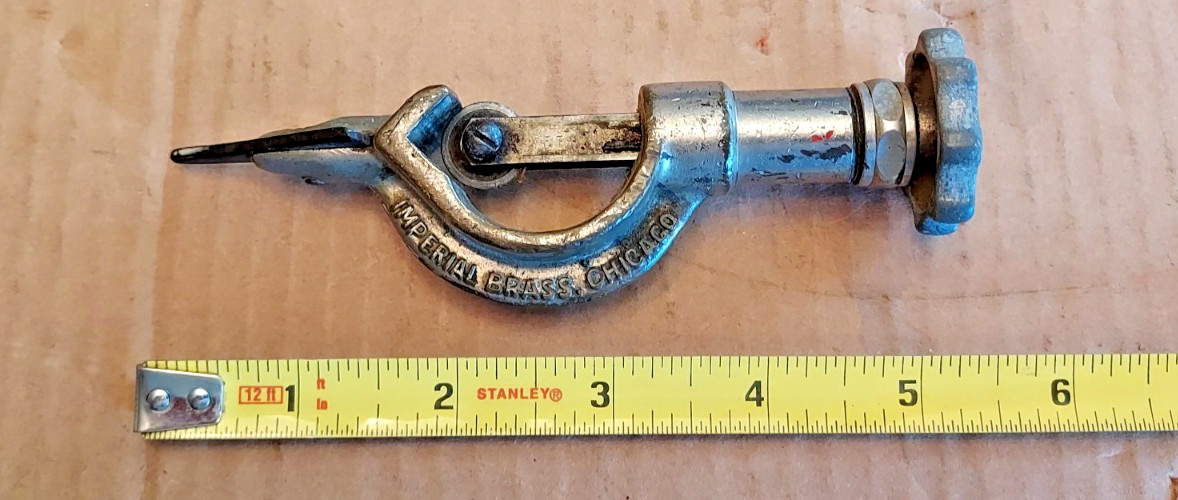 Vintage Imperial Brass No. 94-F tubing cutter. Made in Chicago, USA.