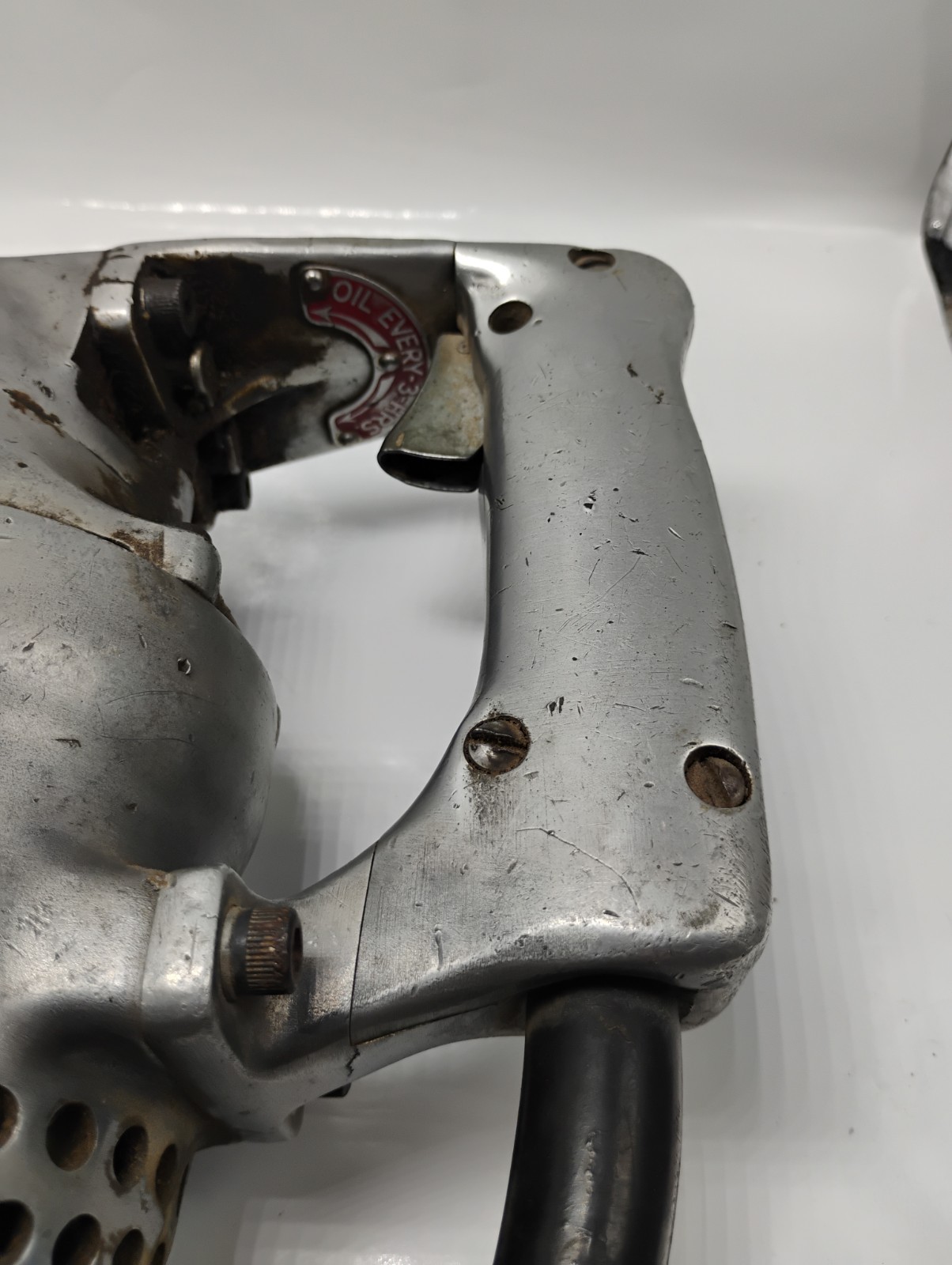 Vintage Black & Decker 1″ H.D. Electric Hammer 3.3amp & 4 Bits TESTED WORKING