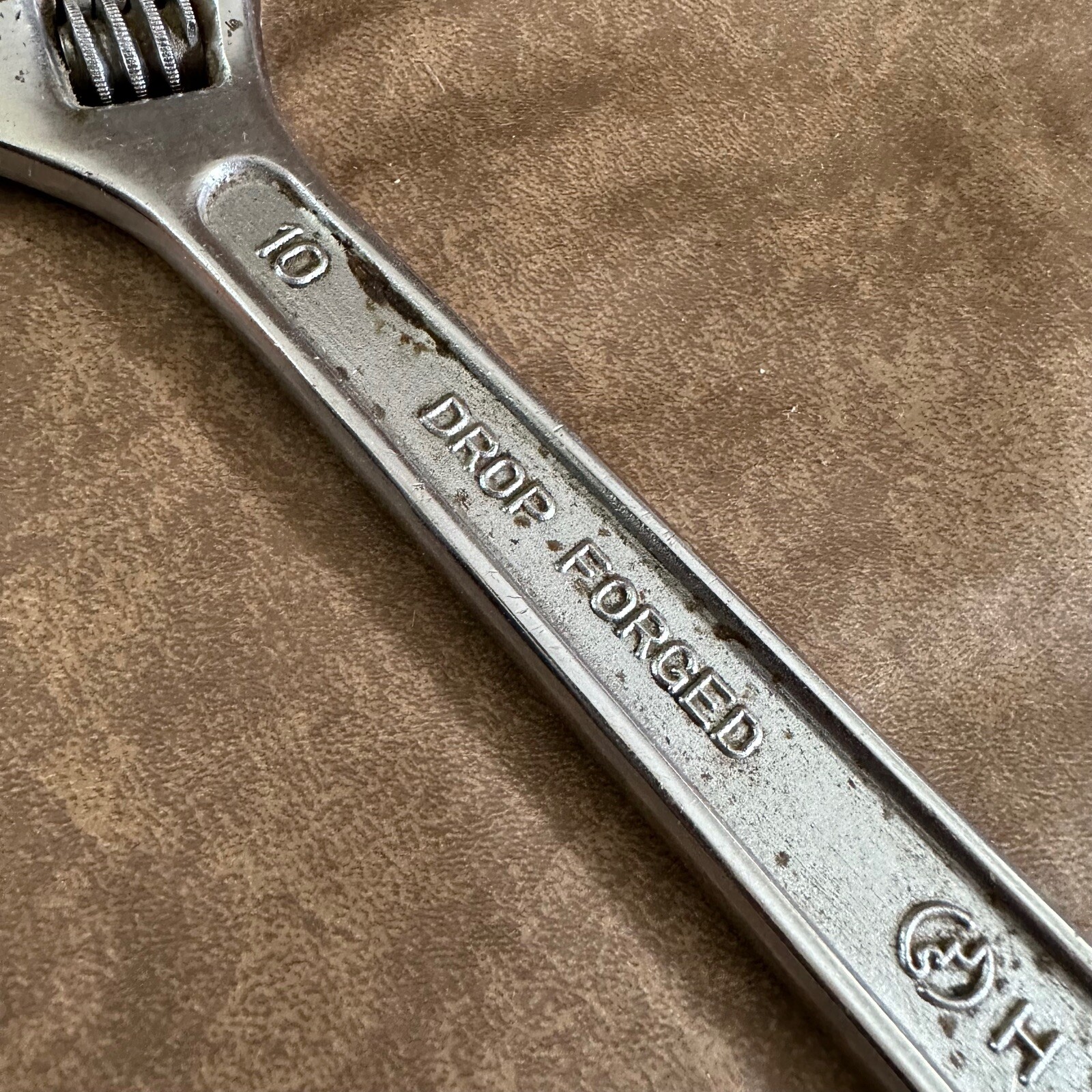 VINTAGE SUPER STEEL 250MM 10″ SHIFTER ADJUSTABLE WRENCH TOOL MADE IN JAPAN