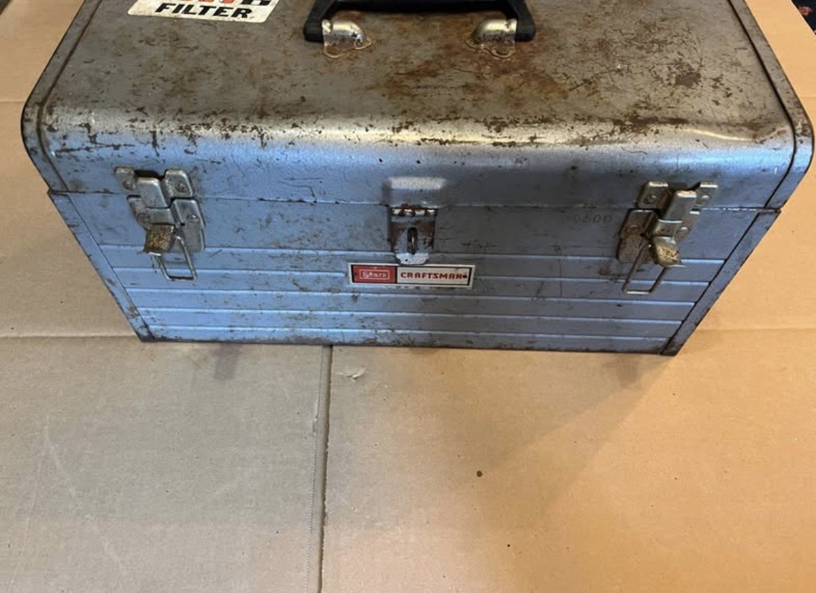 Vintage Craftsman 6500 Tool Box 18” With removable Tray. Rusty As Shown