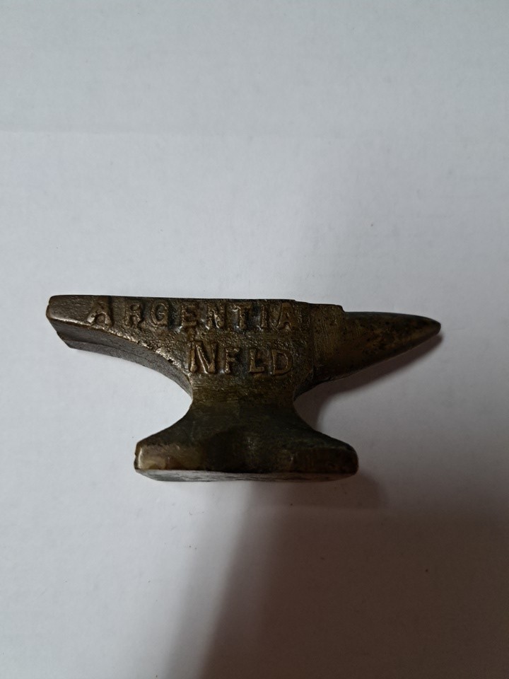 ARGENTIA NFLD BRASS MINI ANVIL (1 3/4″ T 4.5″ W)