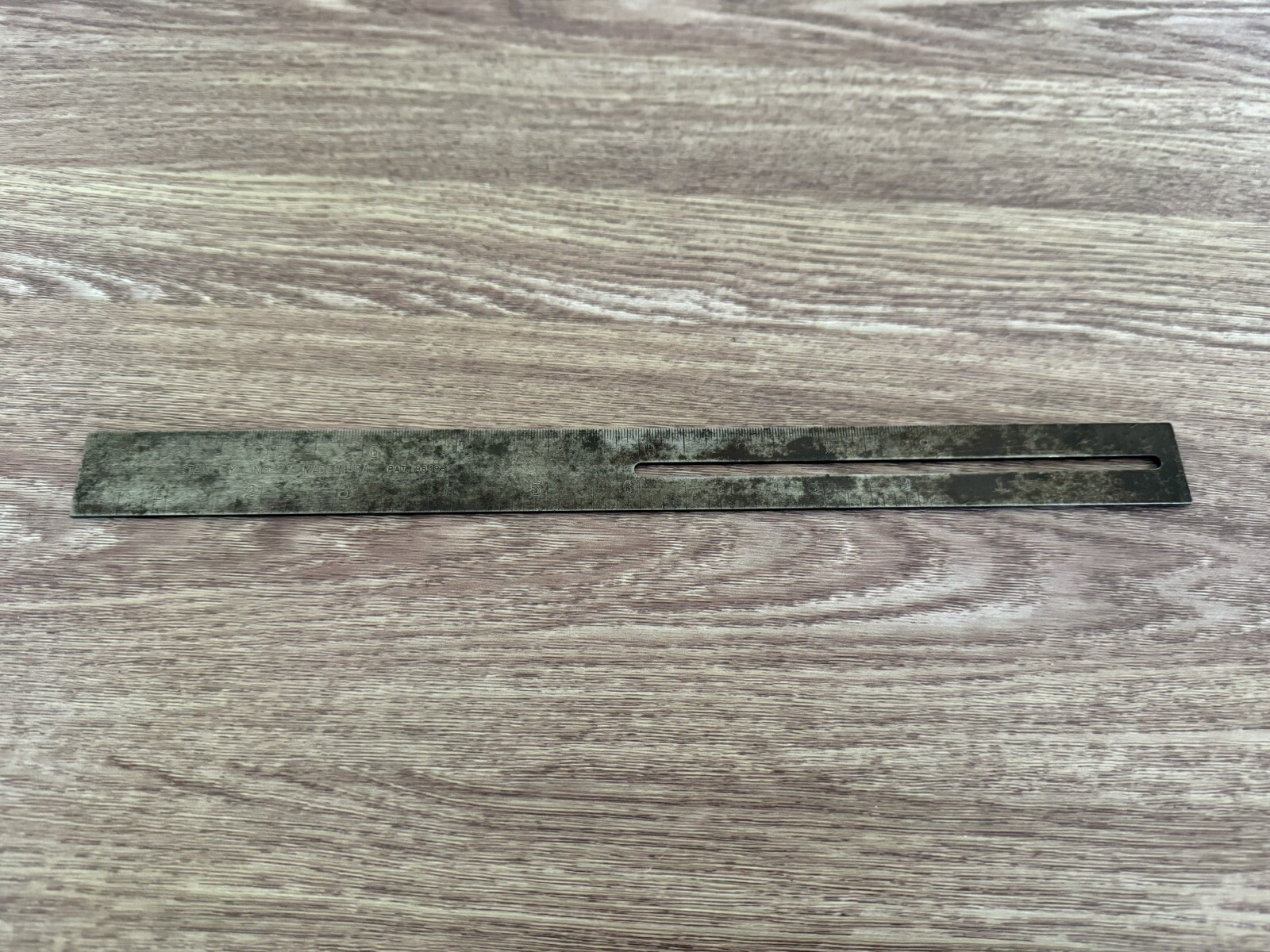 Stanley No. 21 Slotted Ruler – missing combination square – Ruler only 12″