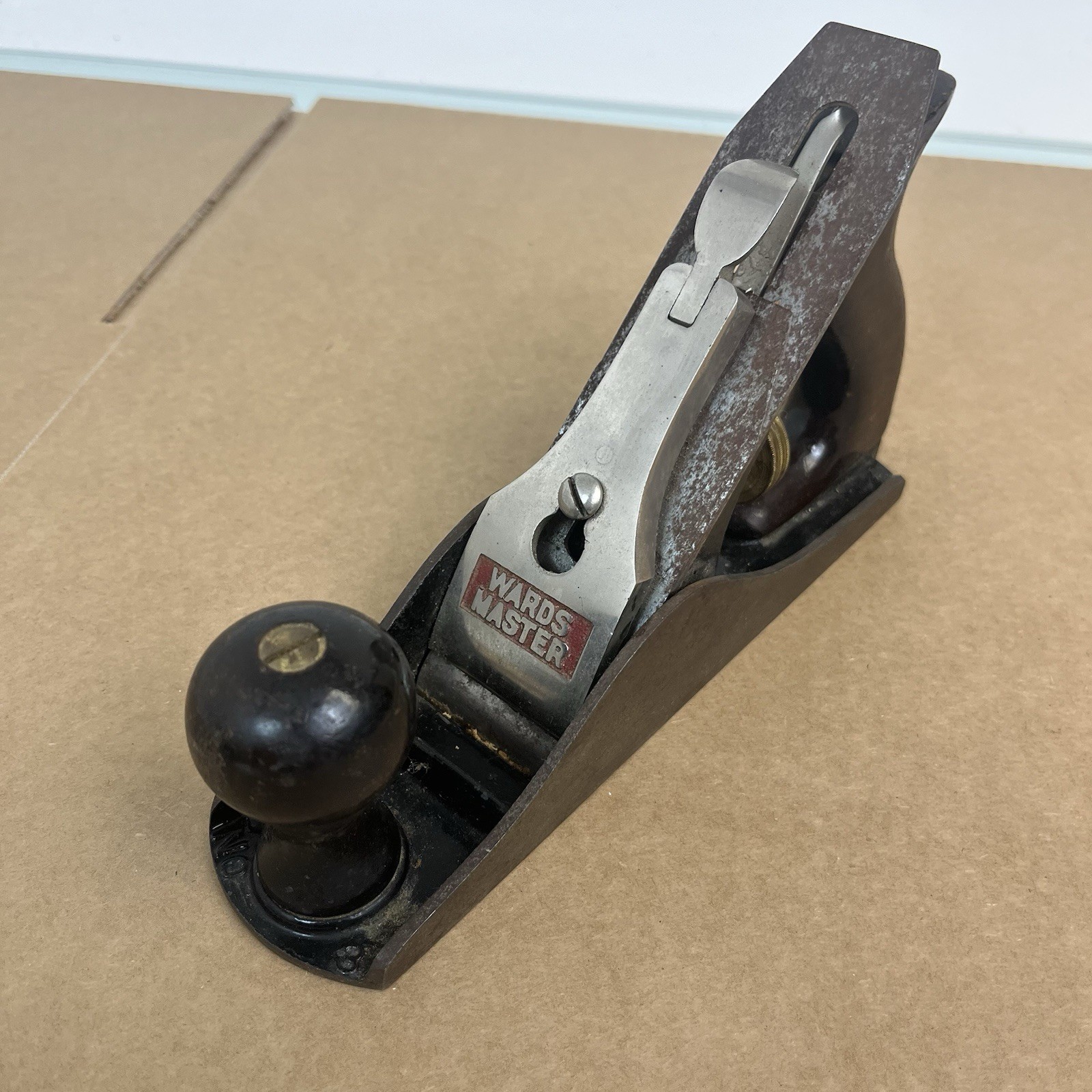 Vintage Wards Master Quality No. 3 – 9 1/4″ Bench Plane with Smooth Sole – USA