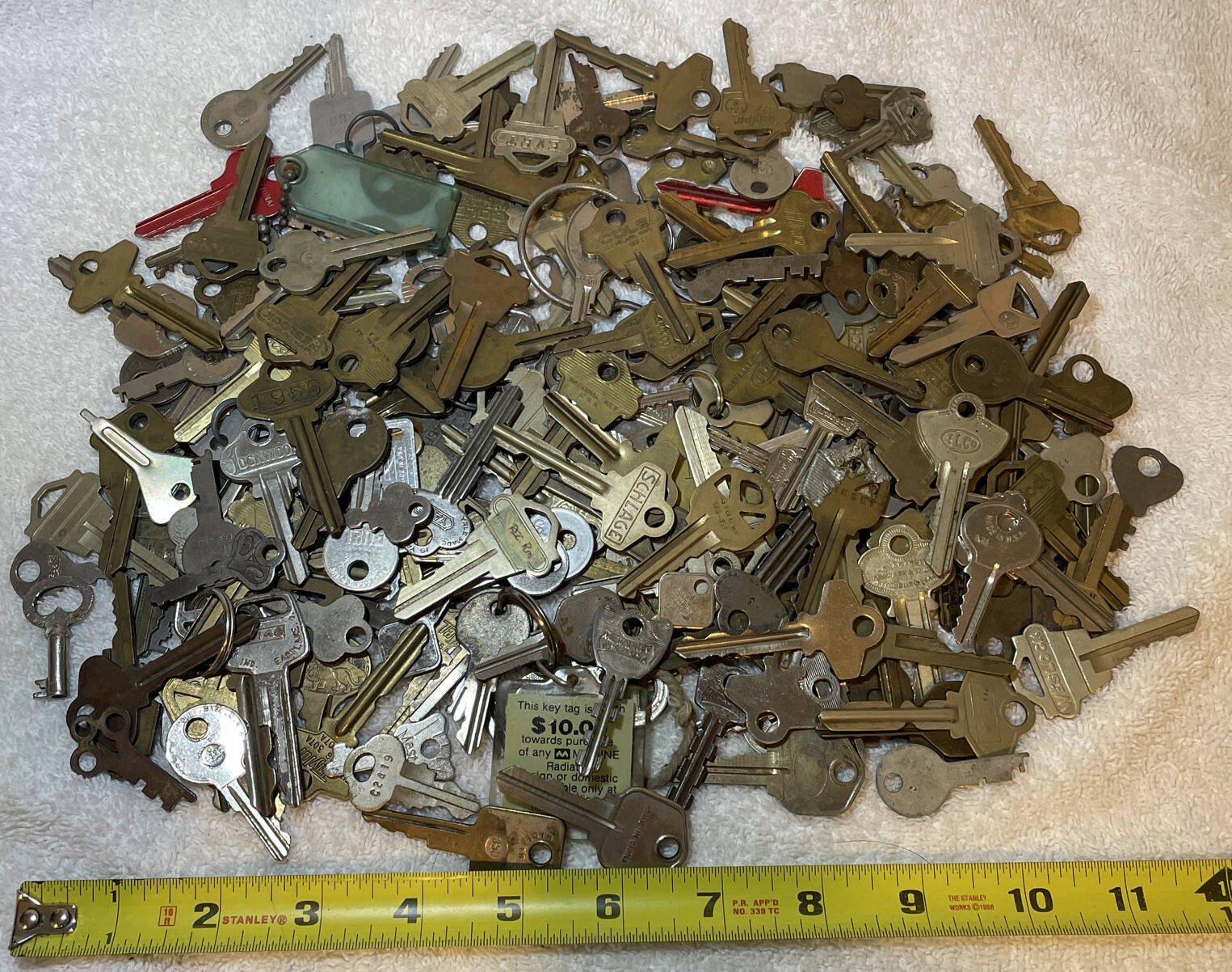 VTG 220+ Vintage Key Keys Lot House Skeleton Auto Cabinet Keys All Companies #3