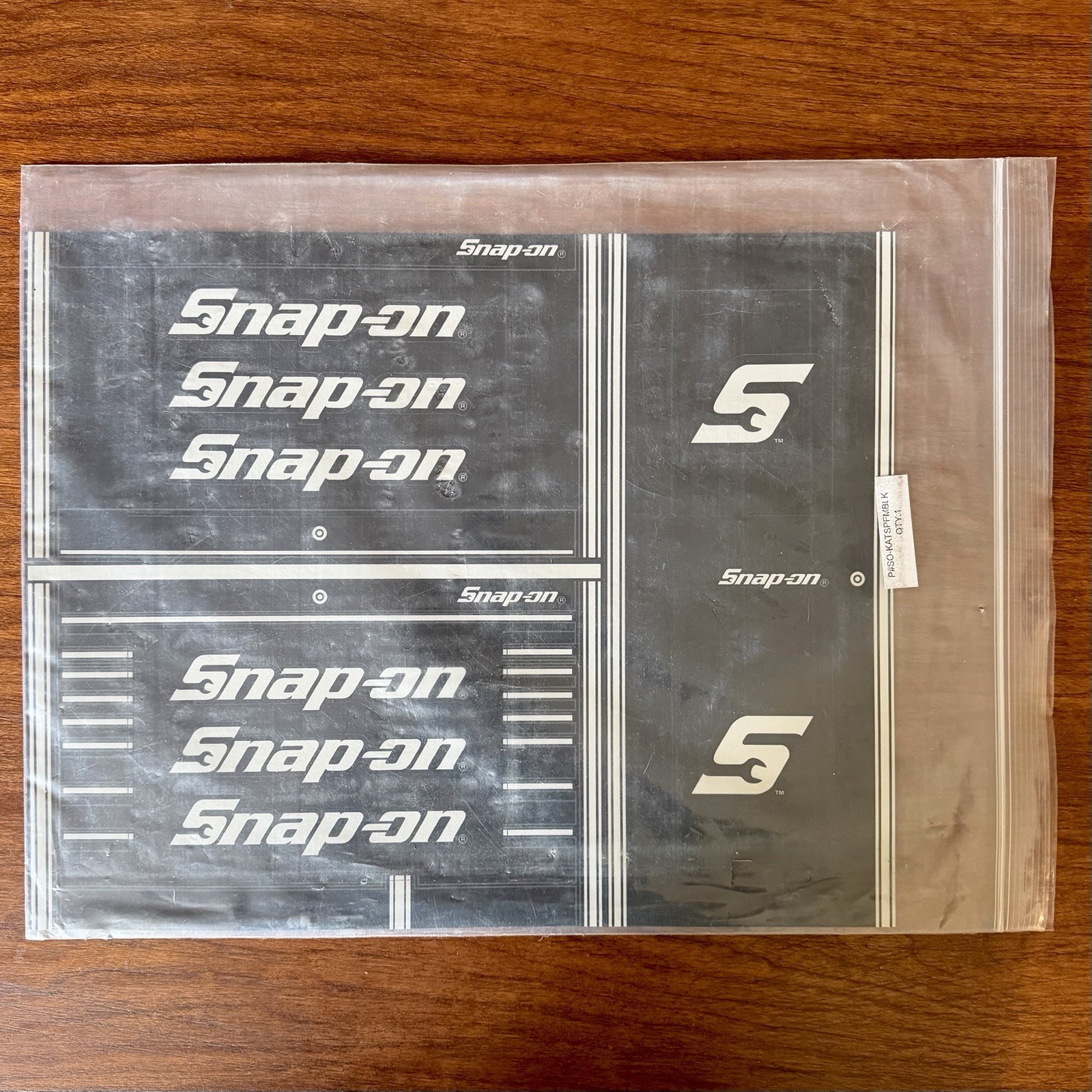 Snap-On Tools Black Refrigerator Toolbox Magnets Removable Collectible Logo 🧰