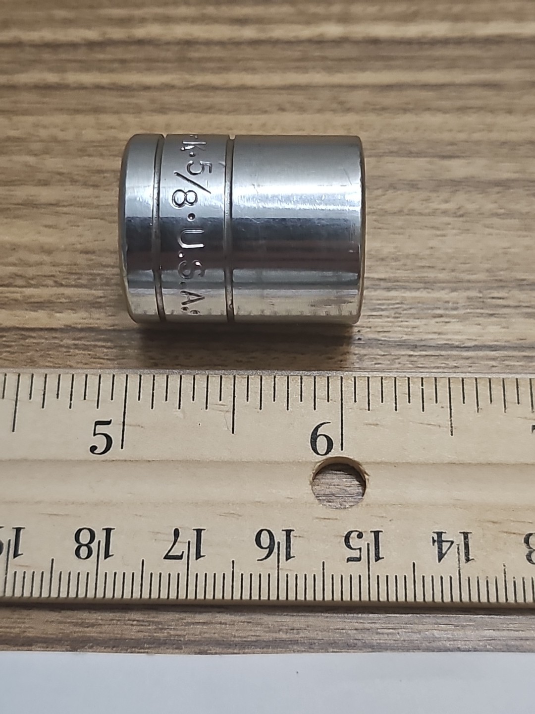 Vintage S-K 5/8 ” Socket 3/8″ Drive 12 Point 45120 Made in the USA