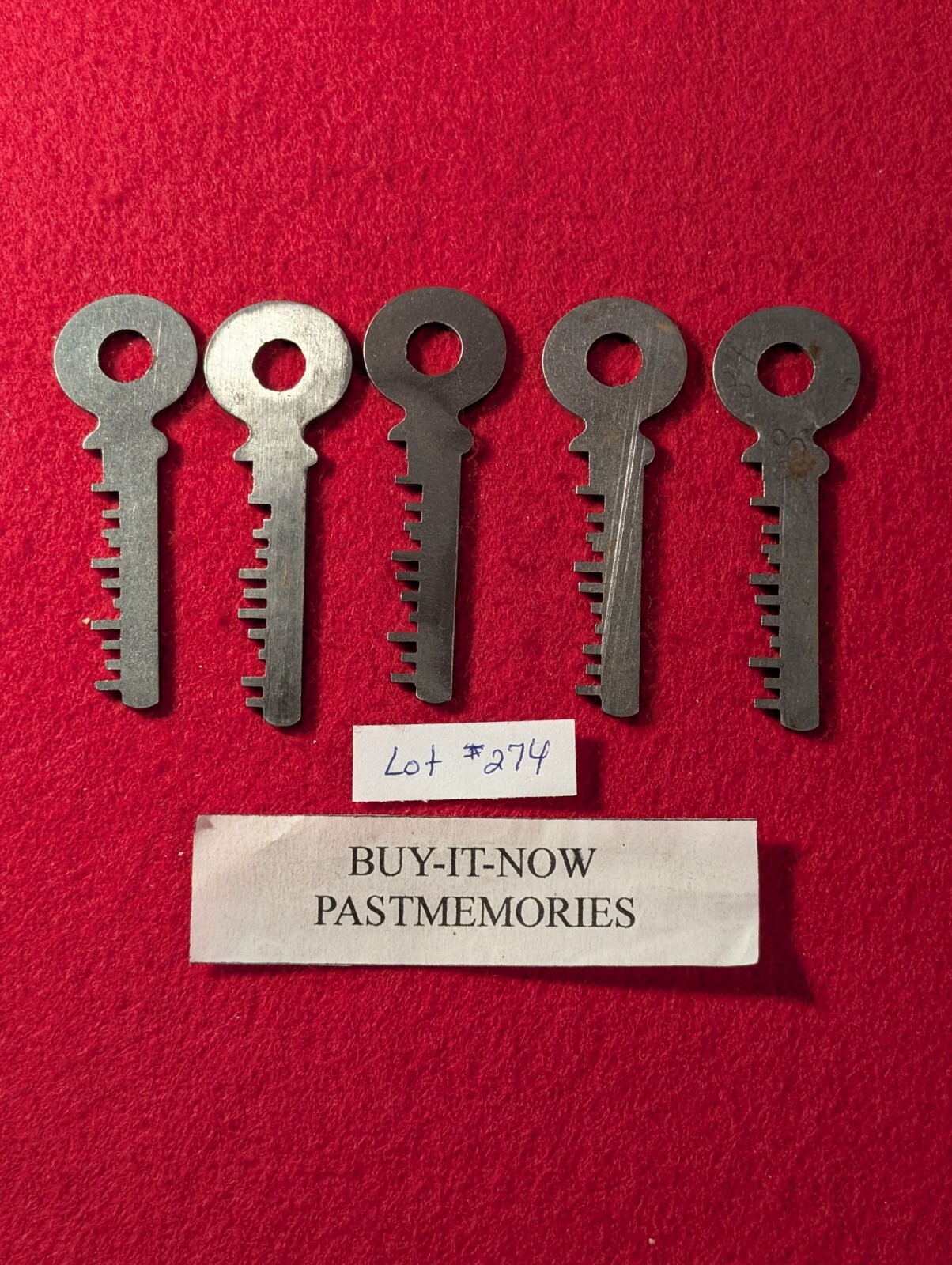 5 VINTAGE “JMW CLIMAX” 3″ SCANDINAVIAN STEEL PADLOCK KEYS, ANTIQUE LOT #274