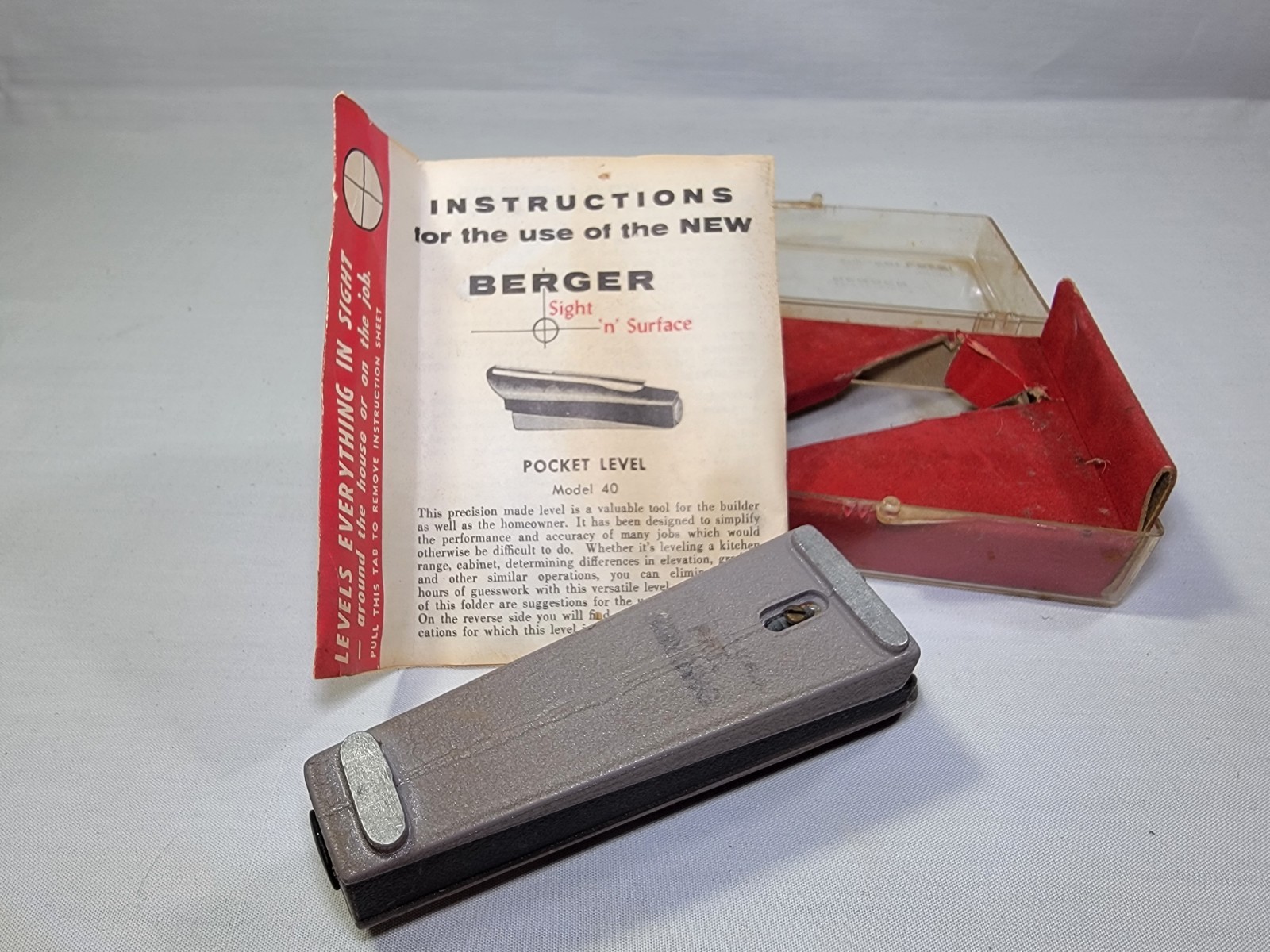 Vintage BERGER SIGHT ‘N’ SURFACE POCKET LEVEL – Model 40 – In Box With Booklet