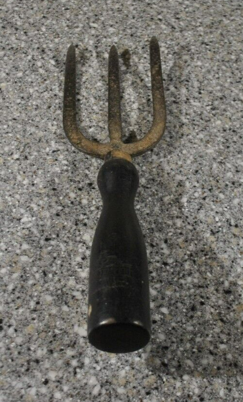 True Temper 3 Prong Garden Fork Garden Cultivator, Wood Black Handle 9.5″ long