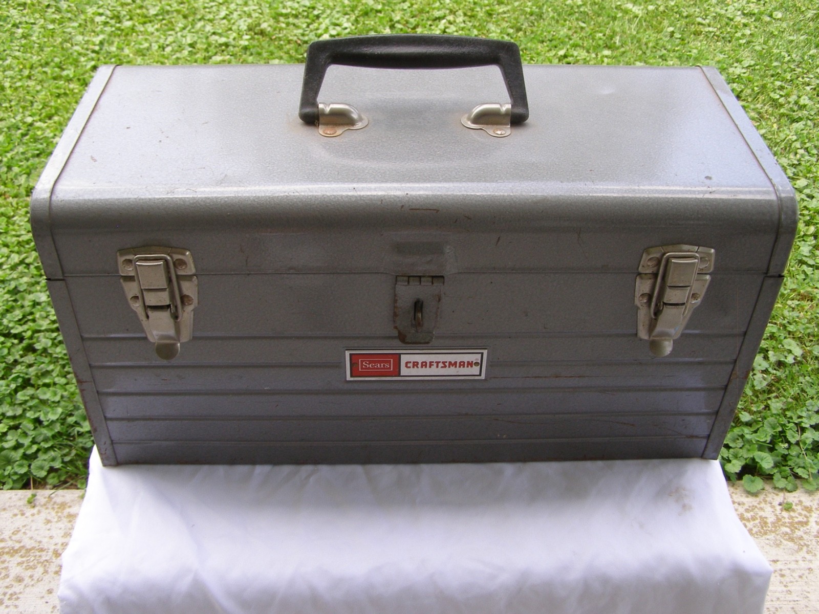 Very Nice Vintage Craftsman 6500 Metal Tool Box w/ Red Tray Carrying Insert