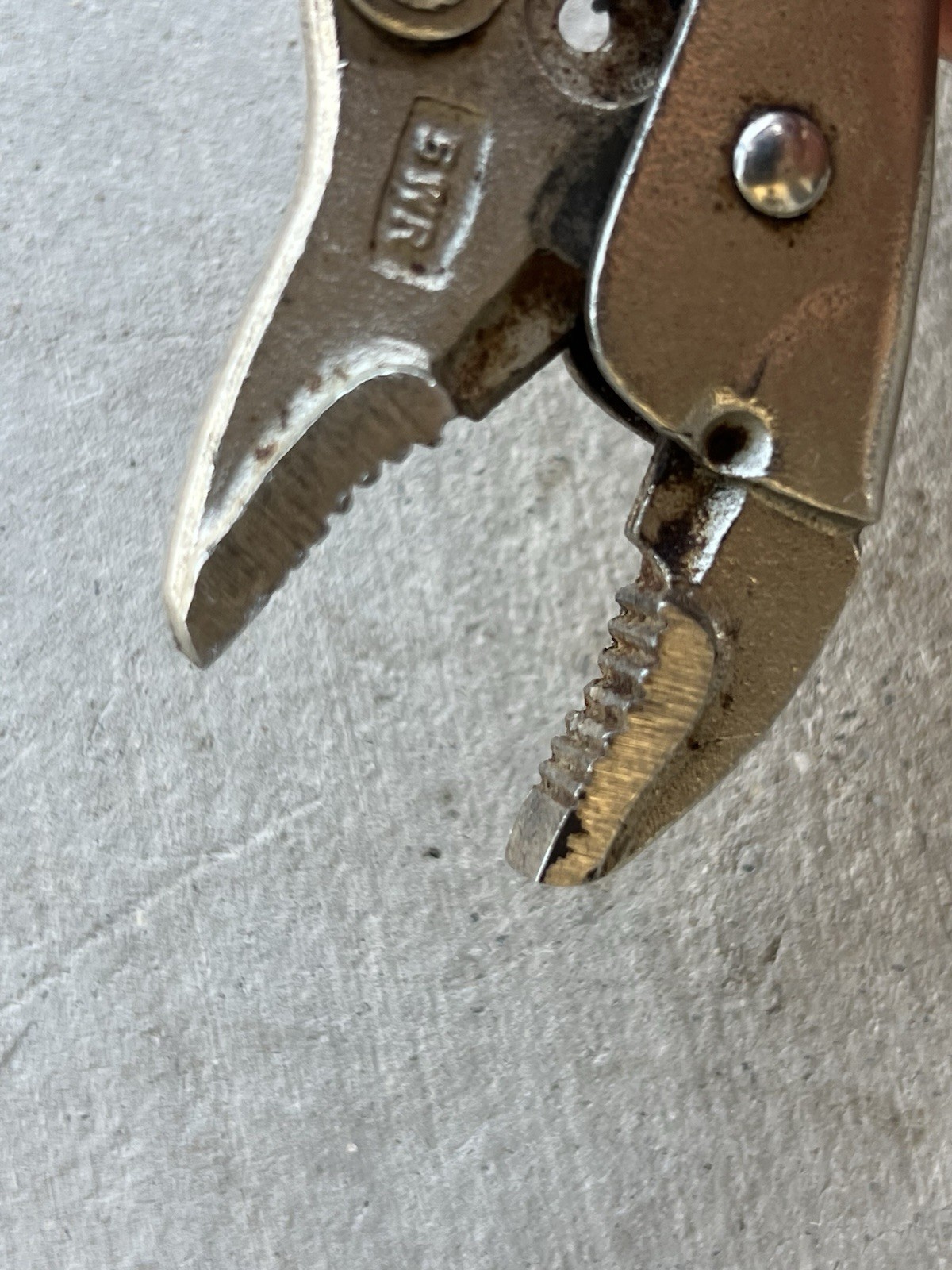 Peterson Dewitt Vise Grips 5WR & 6LN – little rust at backend of each mouth