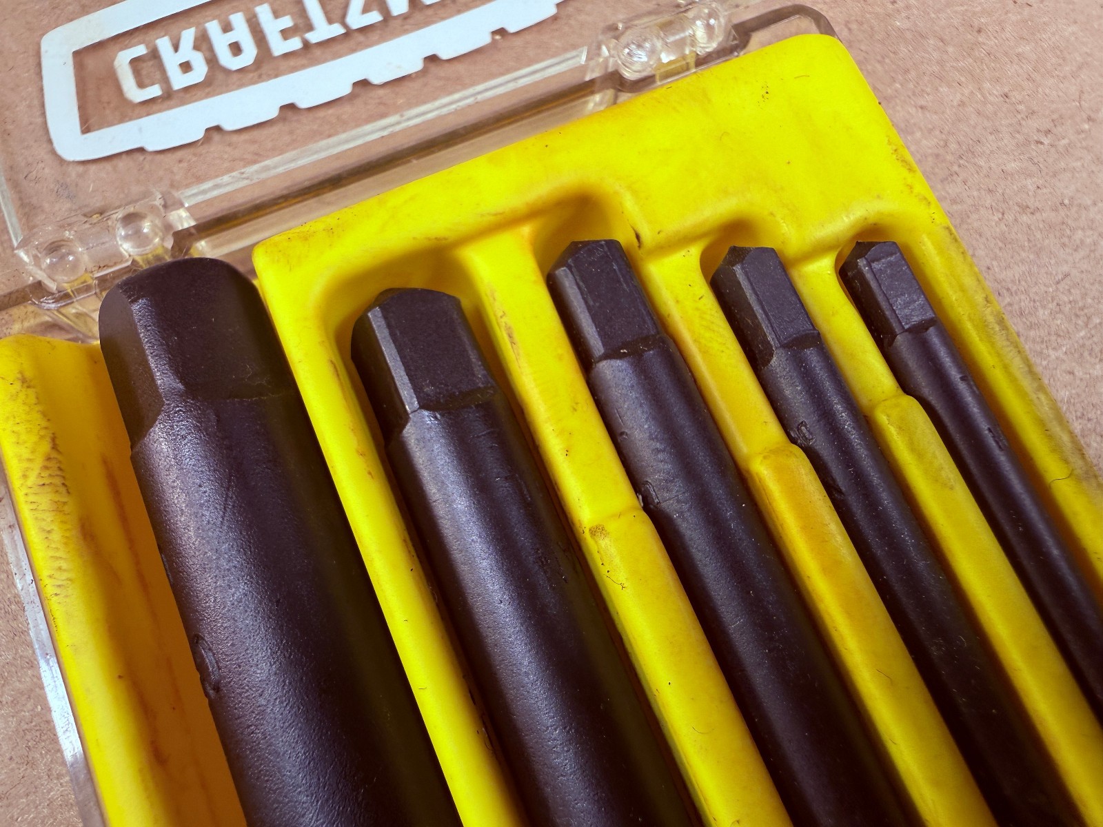 VINTAGE SEARS CROWN LOGO CRAFTSMAN 67372 5 Piece Screw Extractor Set MADE IN USA