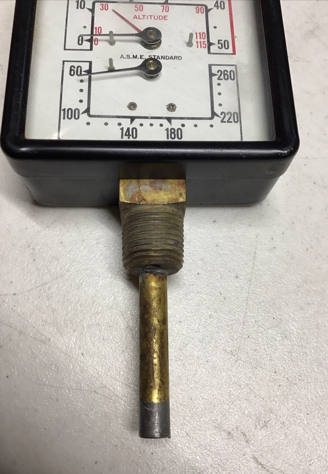Vintage ASME Standard Comb Altitude gauge And Thermometer 5210 collectible steam