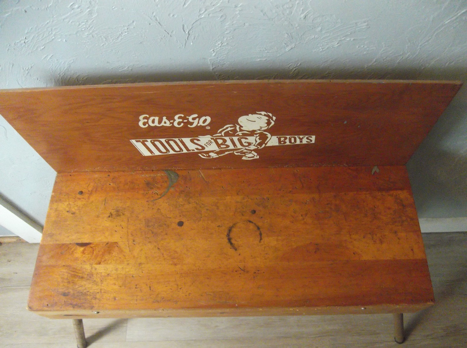Eas-E-Go Tools for Big Boys Wooden Work Bench Tool Chest with Removable Legs