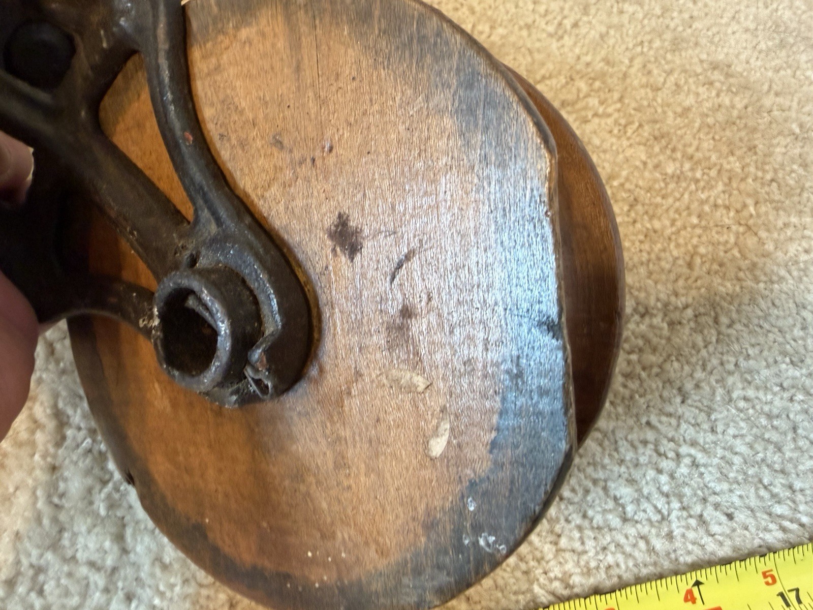 Vintage 5.5″ pulley. Block and tackle. Functional barn, garage tool. Steampunk.