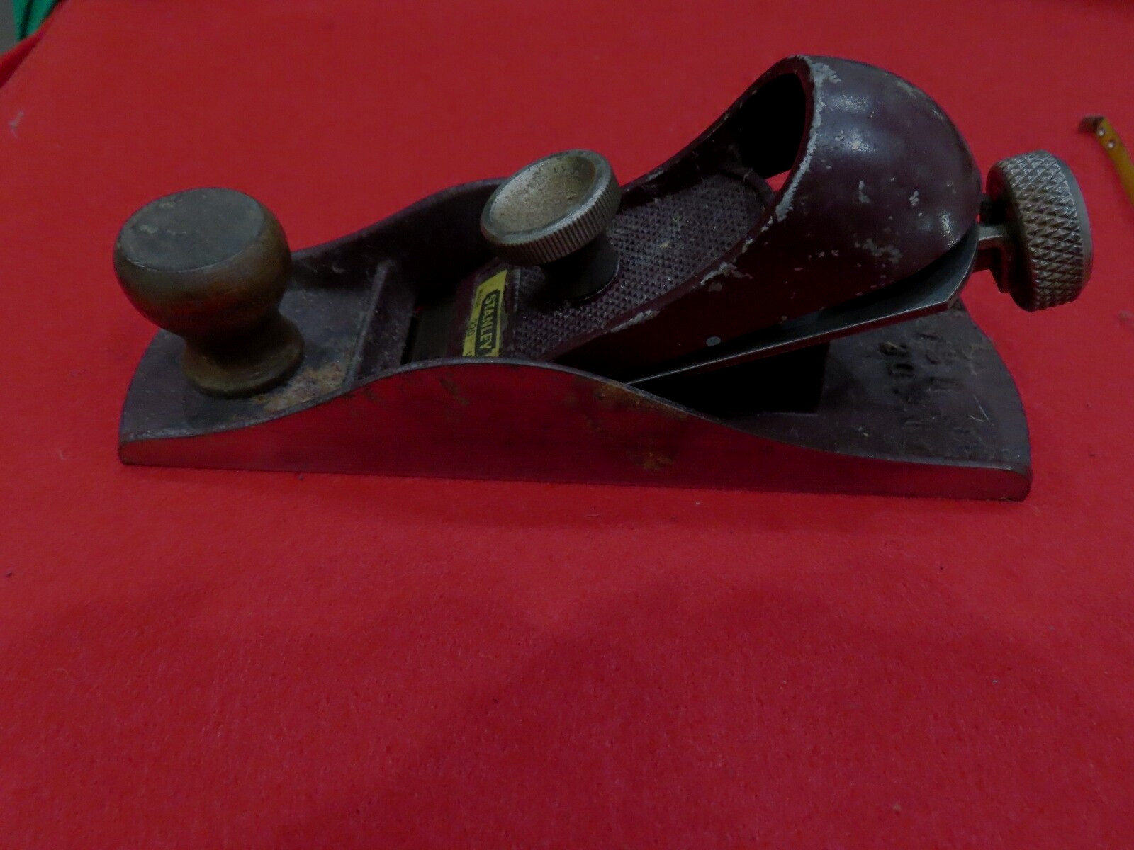 Vintage STANLEY Block Plane No 220. Made in U.S.A. 10.24