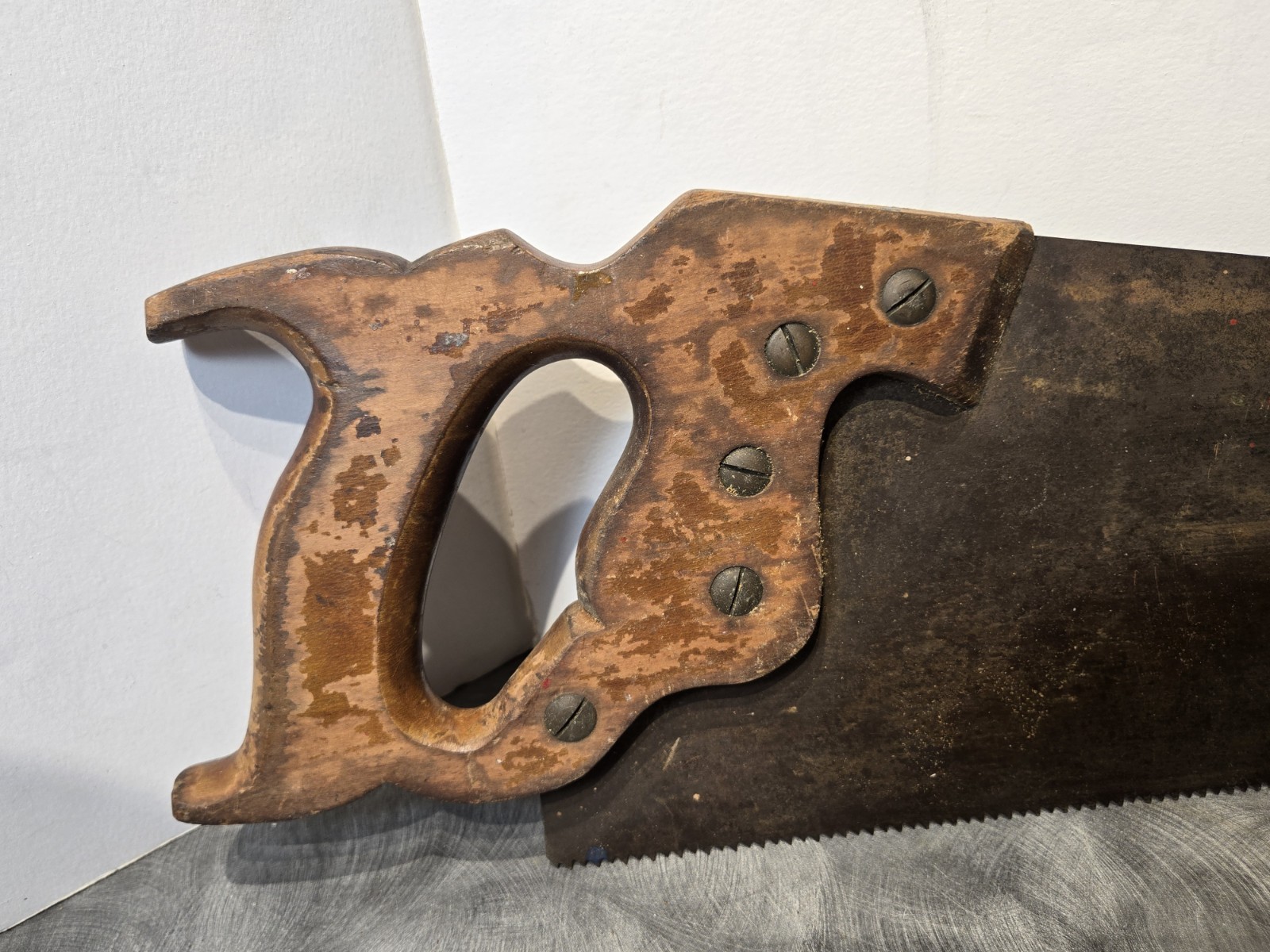 Vintage Disston D-23 Crosscut Hand Saw Wheat Design 26″ Blade 8 PPI 1940s-1950s