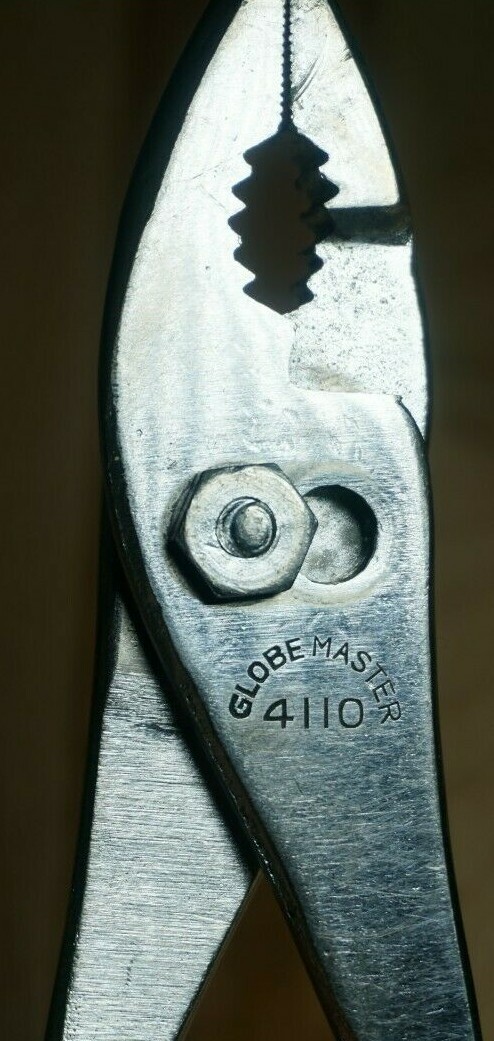 GLOBEMASTER No. 4110 / 6-1/4″ Slip Joint Pliers w/Knurled Handles Made in Japan