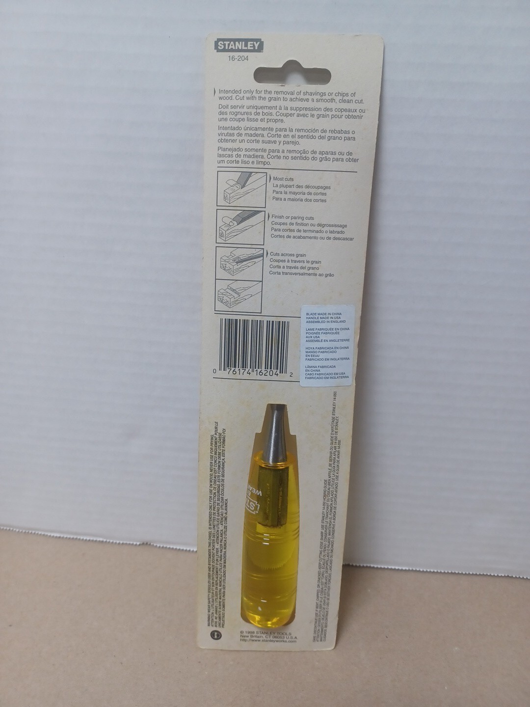 Vintage Stanley Handyman No.16-204 Woodworking Bevel Edge Chisel 1/4” Wide New