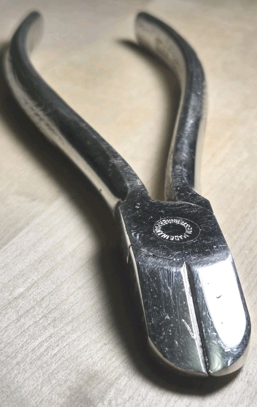 Vintage West Germany Diagonal Cutting Pliers 5 3/4″ Diamond Leaf Pattern