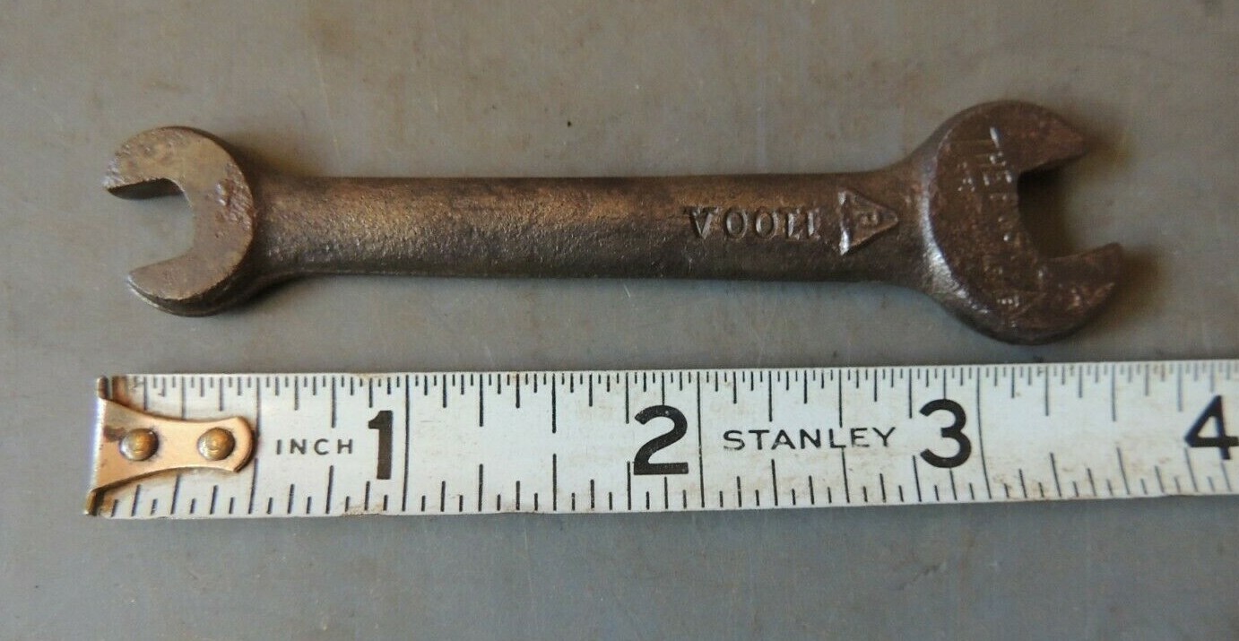 3.5″ VINTAGE 1100A THE B&S Co (BILLINGS) OPEN WRENCH, 1/4SET X 1/8 HEXCAP 1/8USS