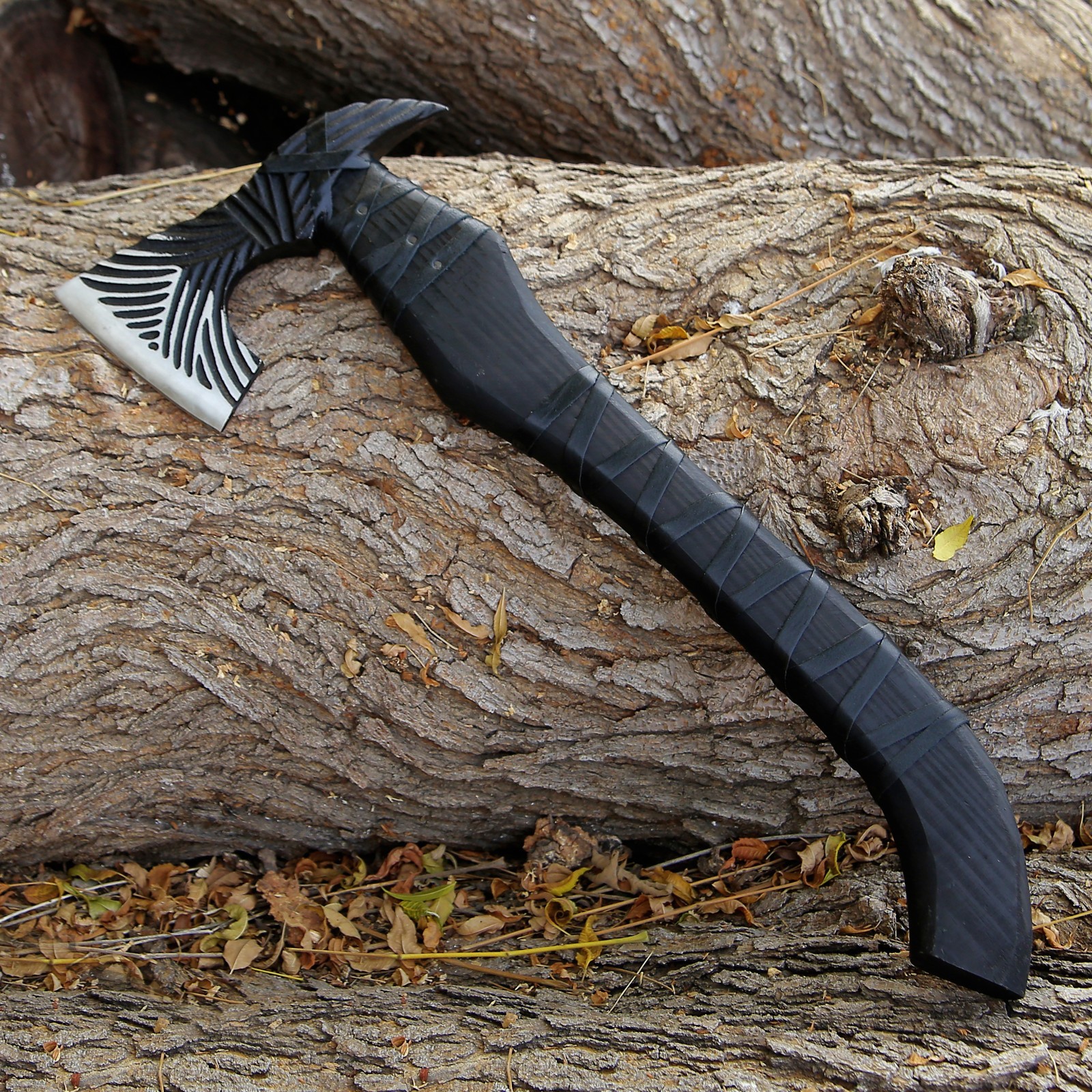 Handmade High Carbon steel Viking Axe Bla Wood Handle Hunting Camping Outdoor