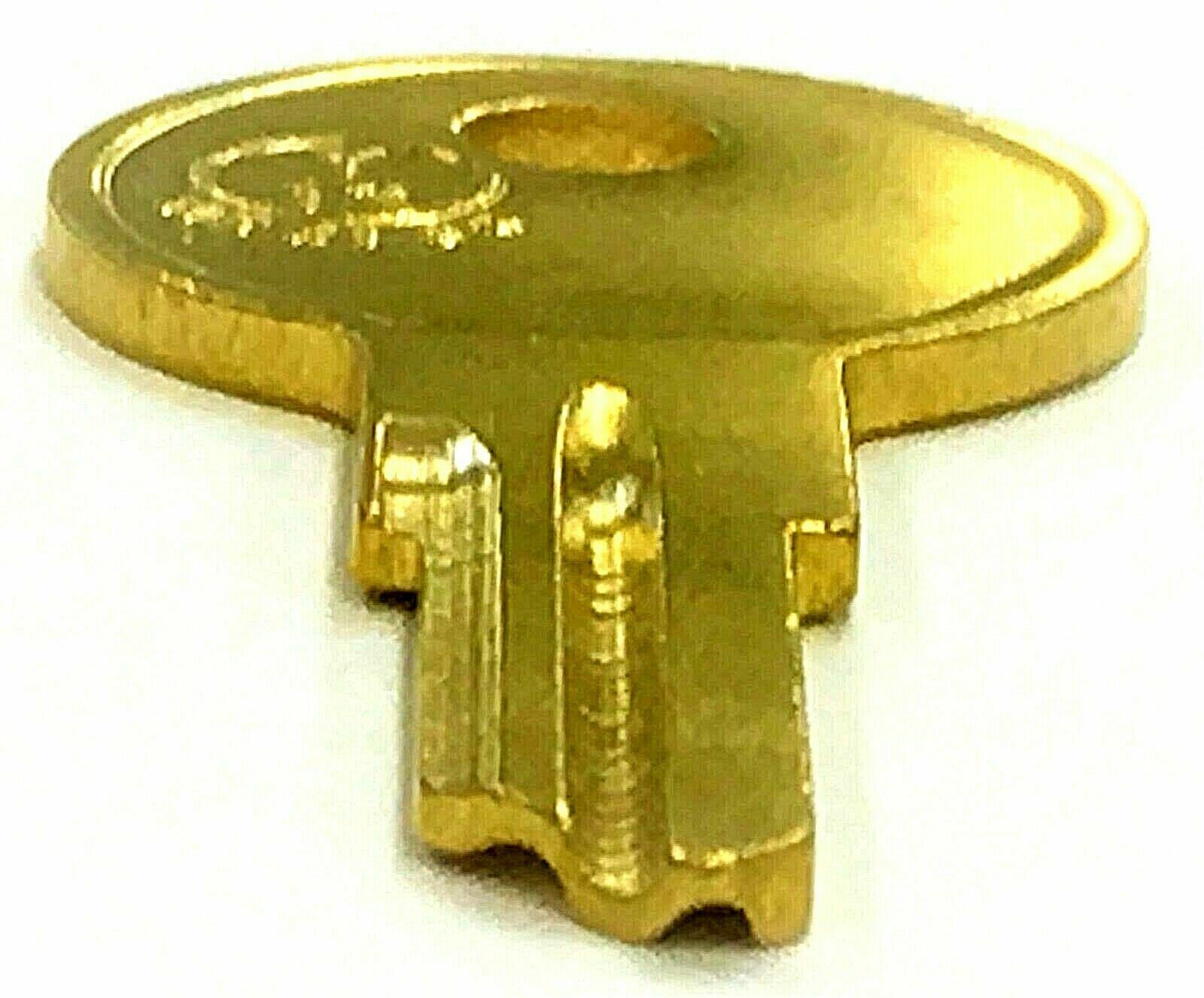 1 Keys 1996-2002 Brockway Truck New Key Blank Blanks Y12 01122A